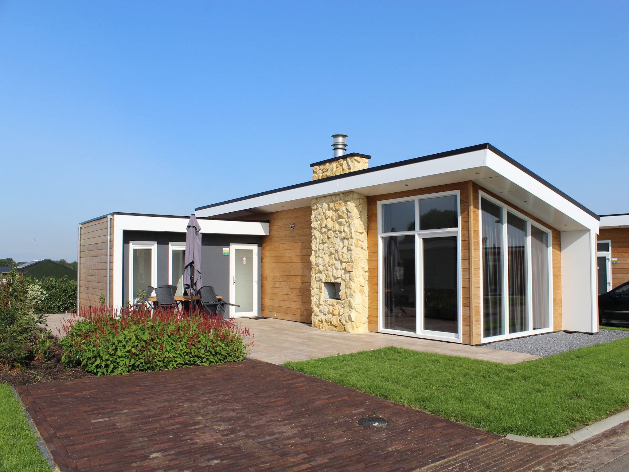 De buitenkant van Resort Mooi Bemelen 5 in Bemelen