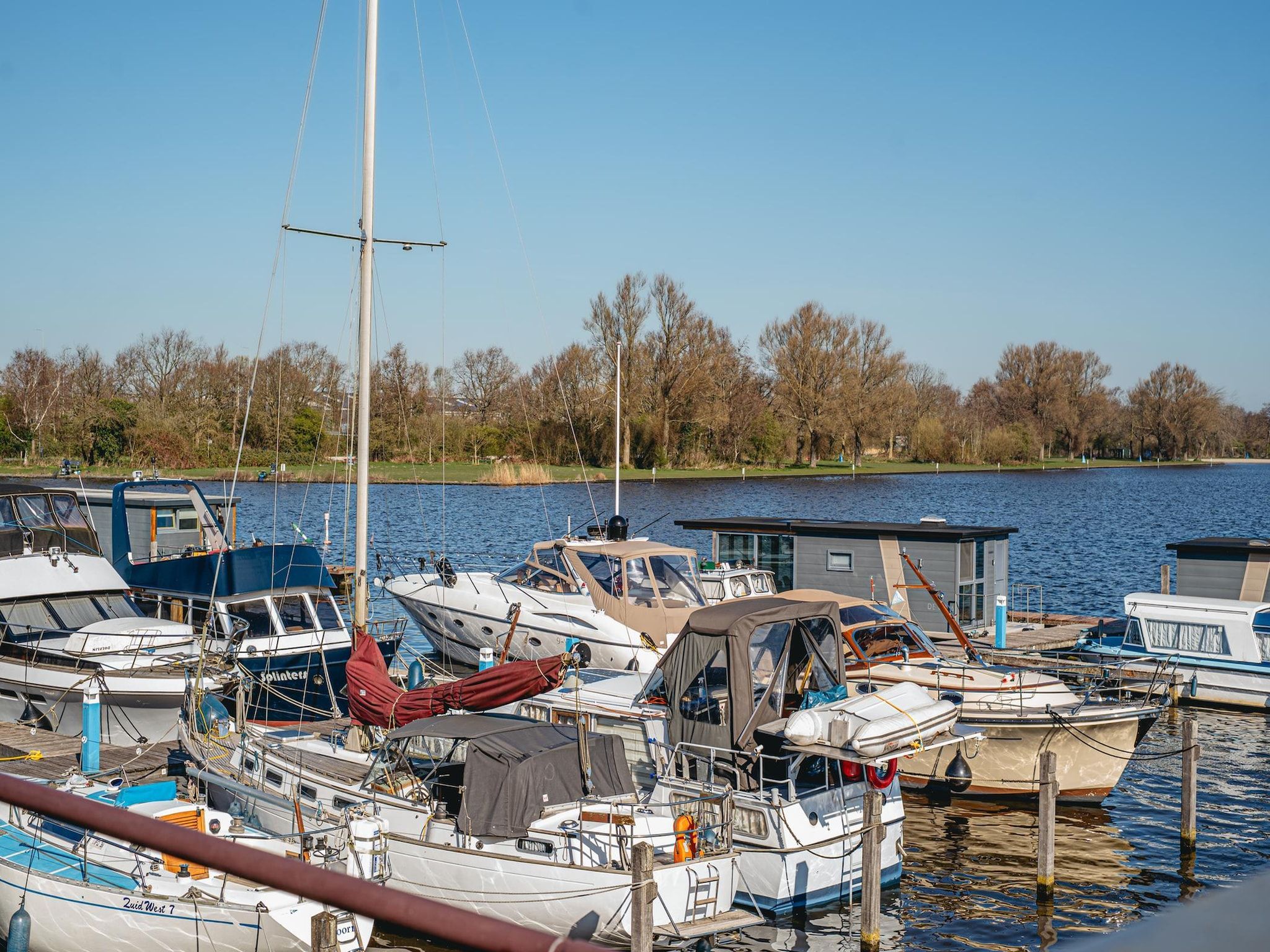 De omgeving van Waterpark de Meerparel  1 in Uitgeest