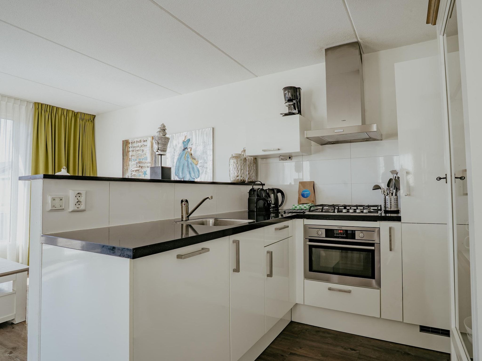 De keuken van Waterpark de Meerparel 8 in Uitgeest