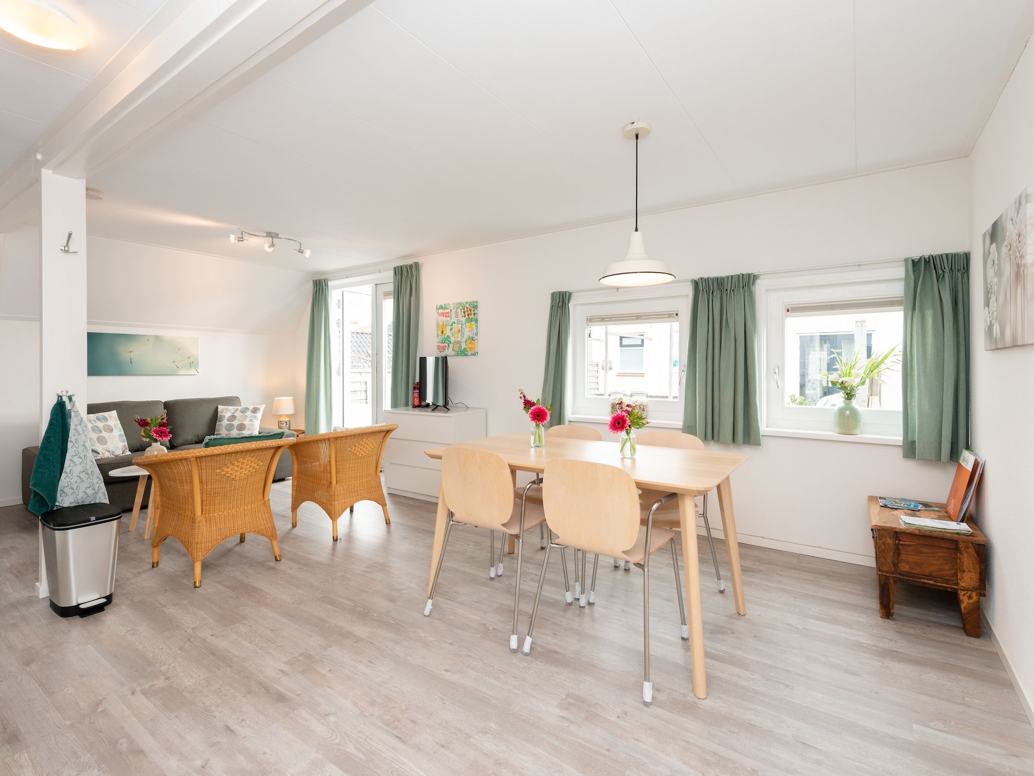 De eetkamer van De Beukelaar 4 pers in Schoorl