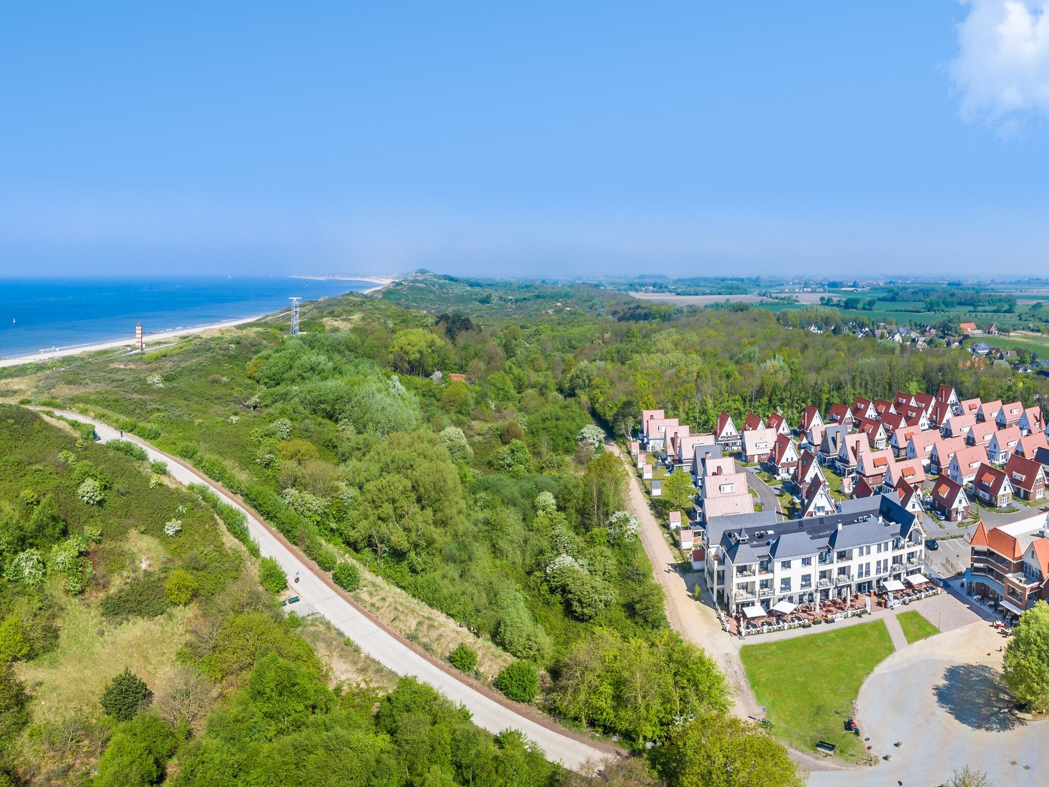 De buitenkant van Noordzee Résidence Dishoek 6 in Koudekerke