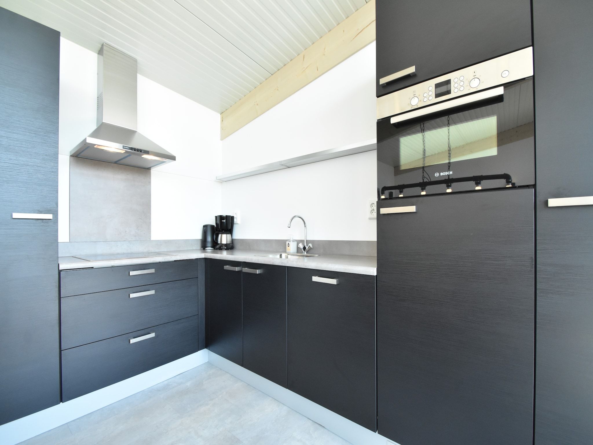 De keuken van Quality Lodge aan de Duinen in Callantsoog