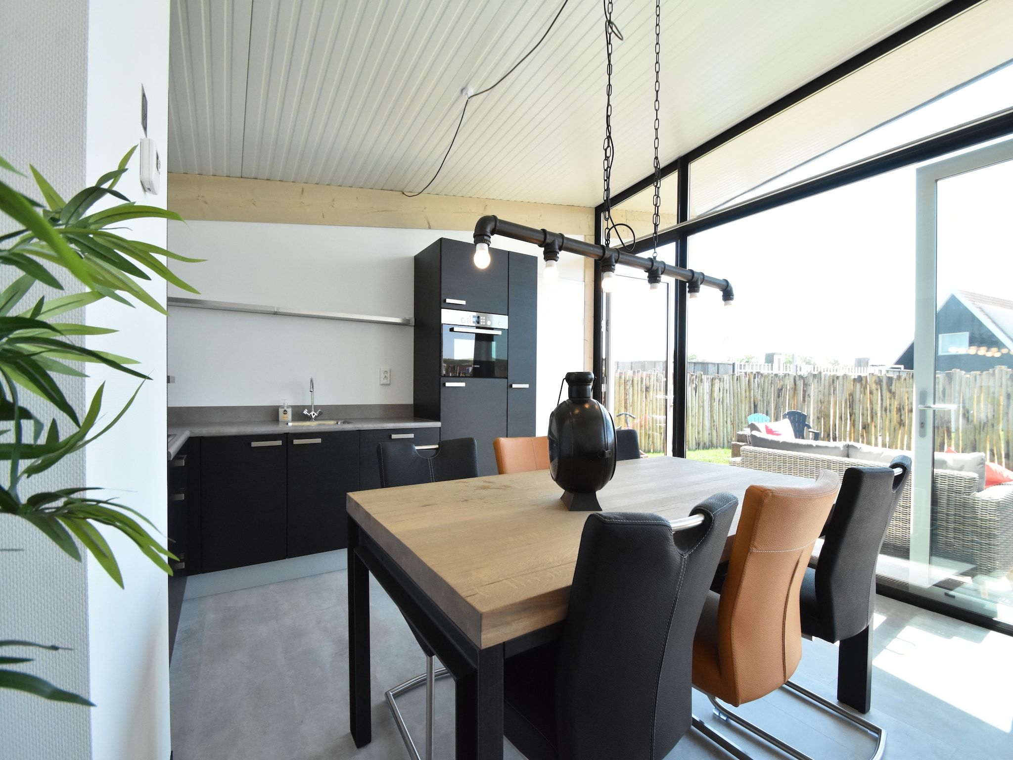 De eetkamer van Quality Lodge aan de Duinen in Callantsoog