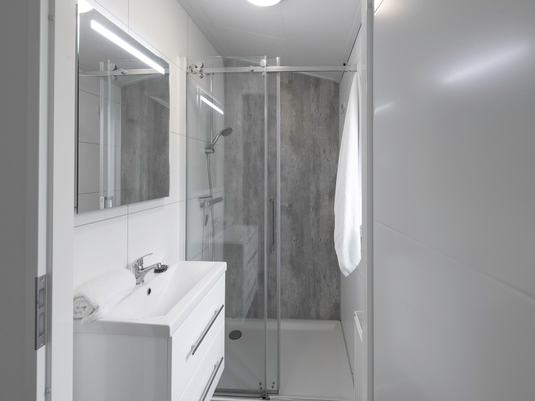 De badkamer van Water Resort Oosterschelde 91 in Wemeldinge
