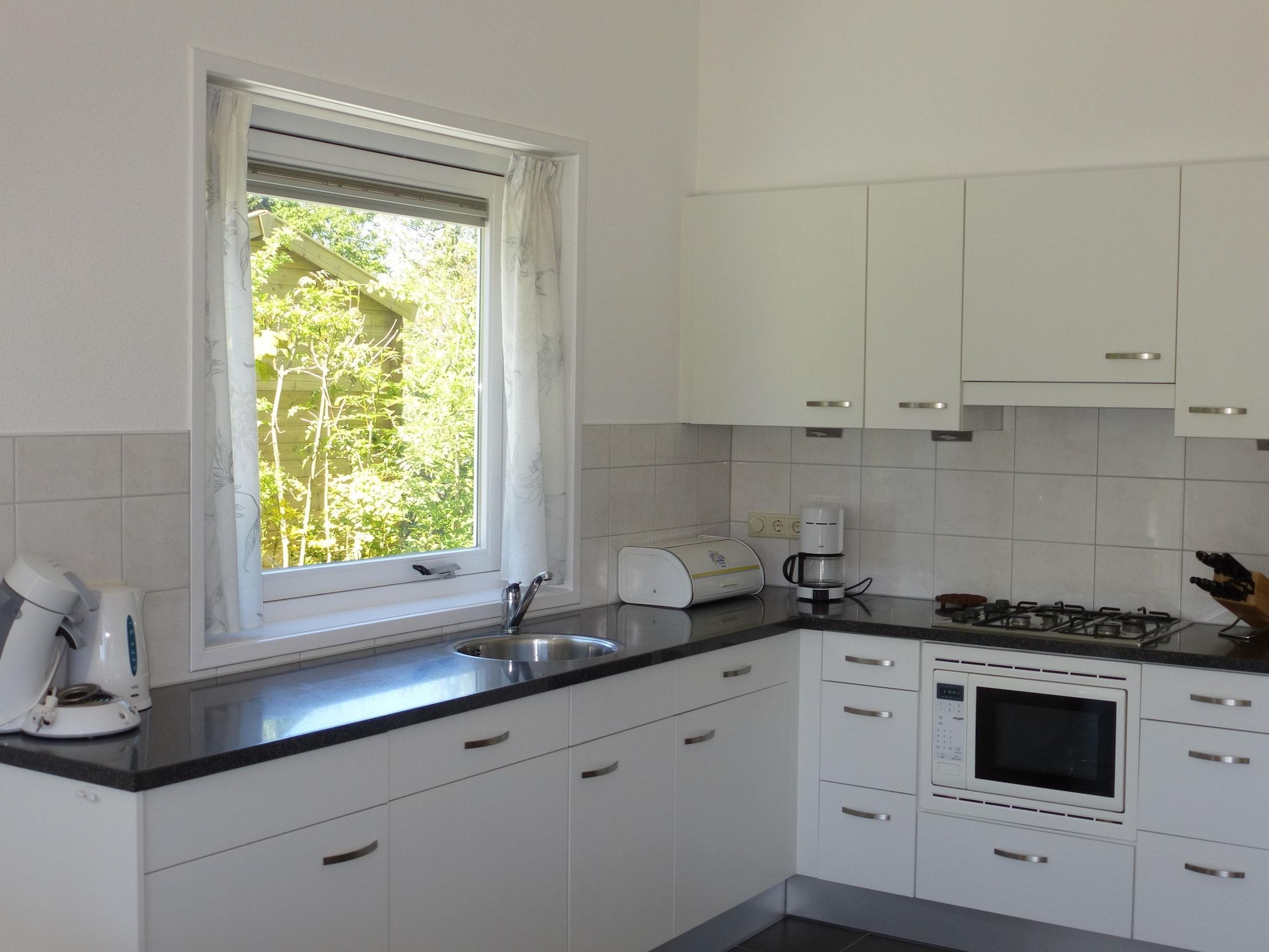De keuken van Cypressenlaan 18 in Kamperland