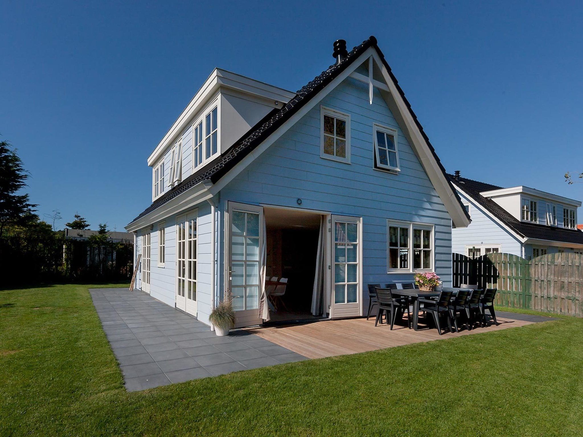 De buitenkant van Bungalowpark de Gouden Spar 5 in Noordwijk