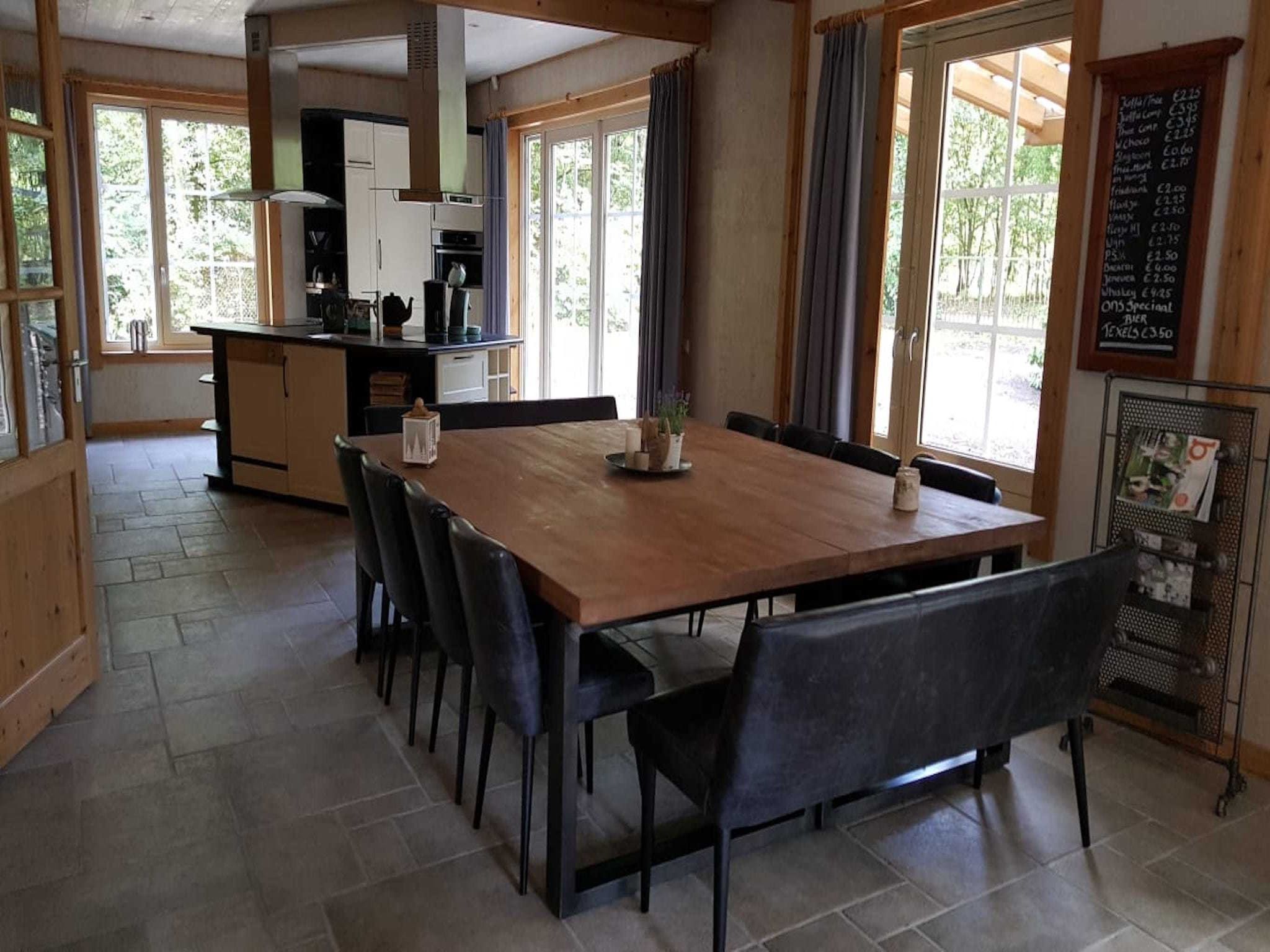 De keuken van Vakantiepark De Rimboe & De Woeste Hoogte 1 in Hoenderloo