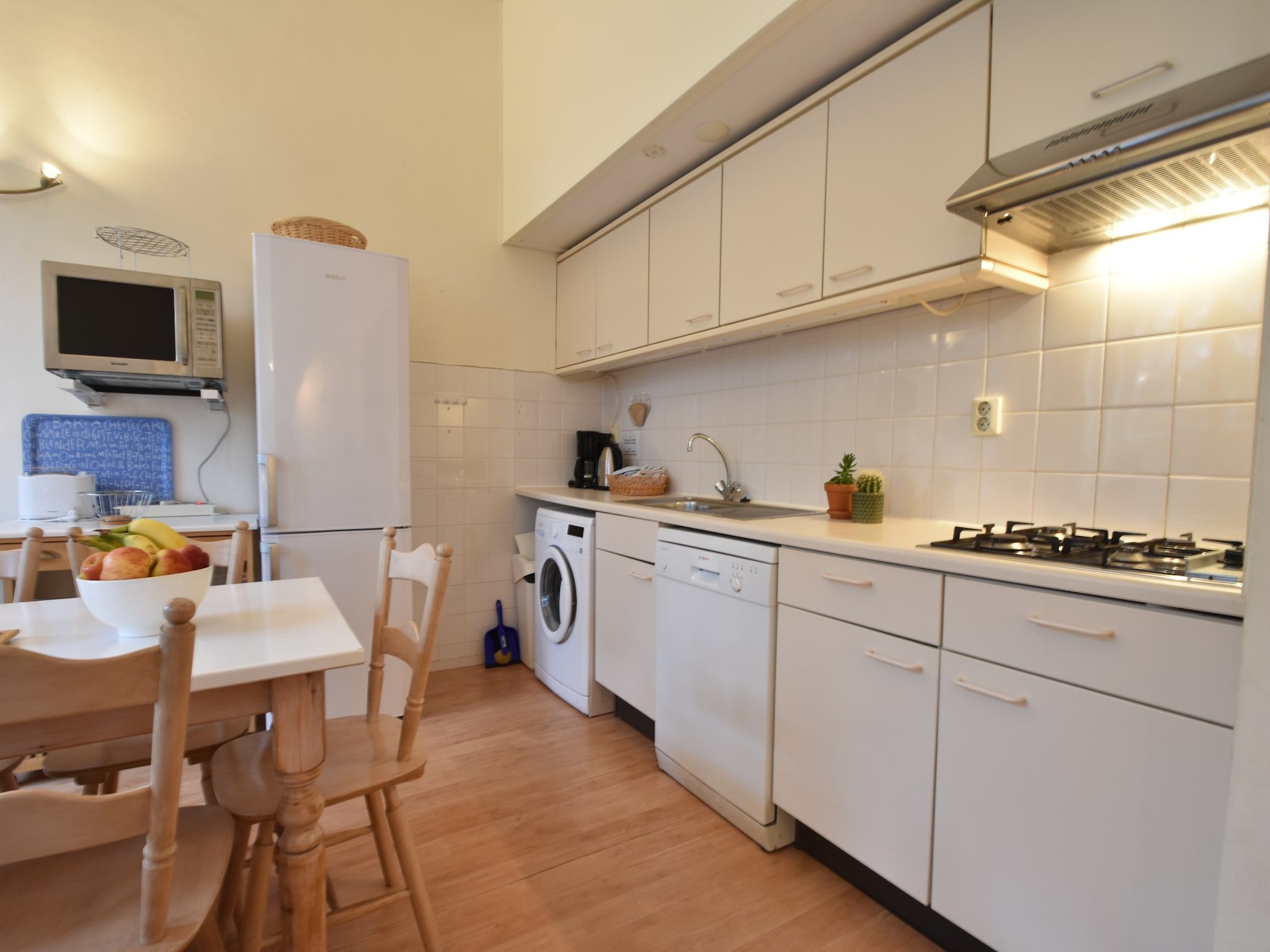 De keuken van Huize Glory Diamant in Bergen aan zee
