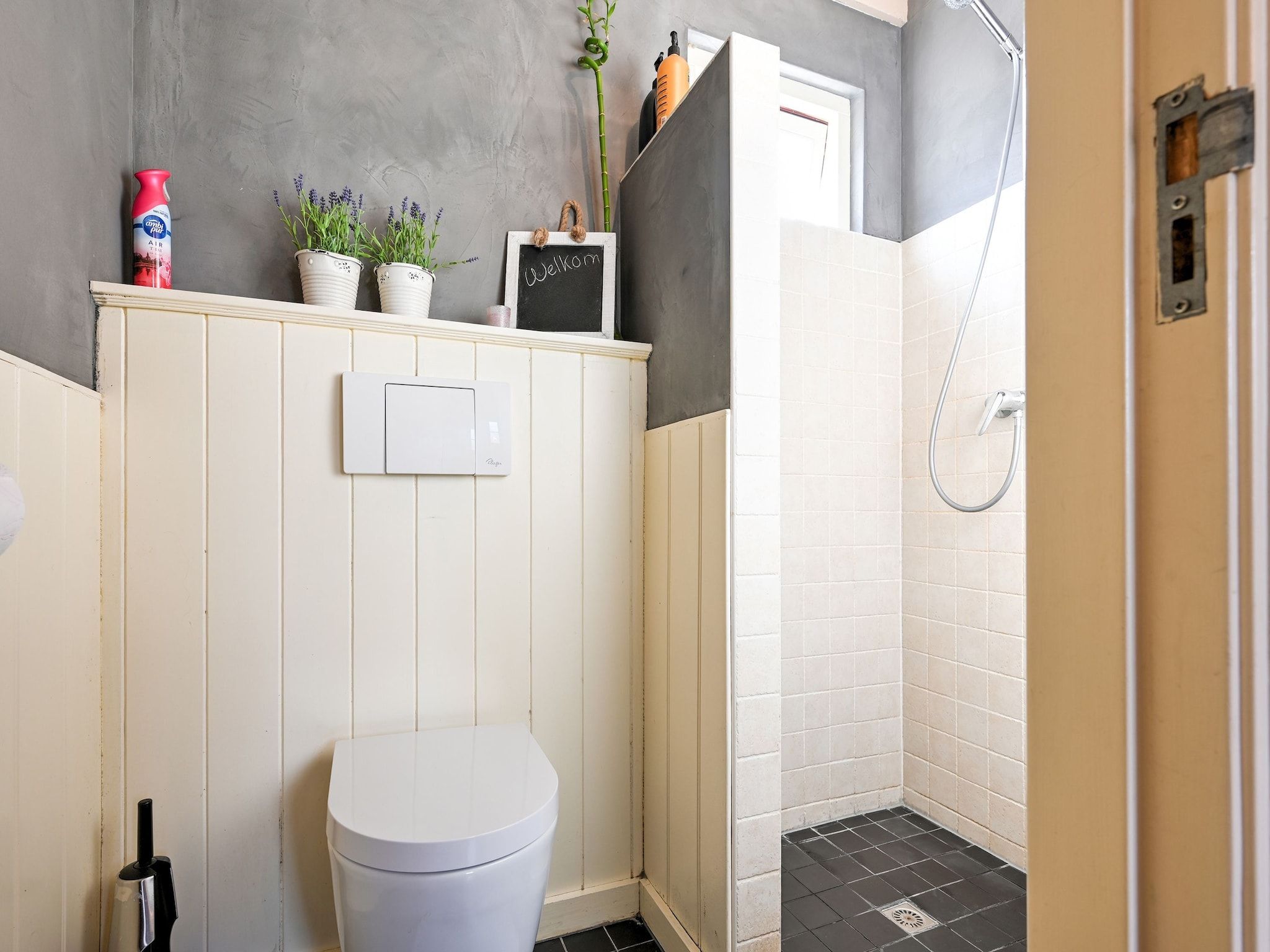 De badkamer van Landelijk Utrecht in Overberg