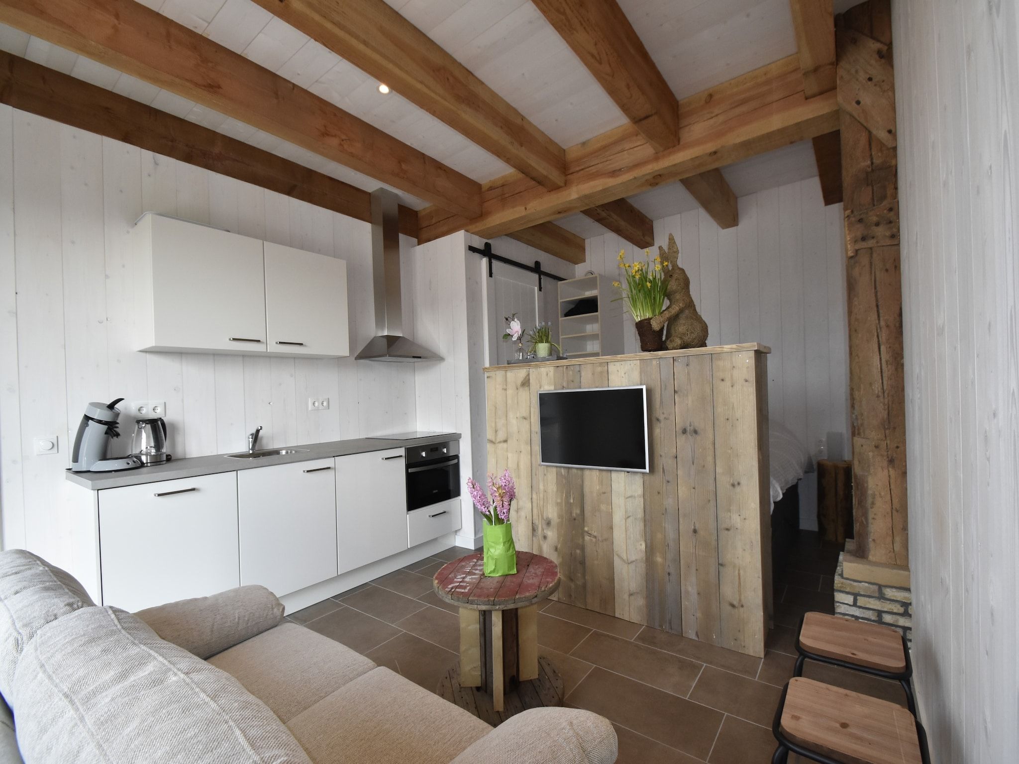 De keuken van Hazenborgh - Studio Vloed in Callantsoog