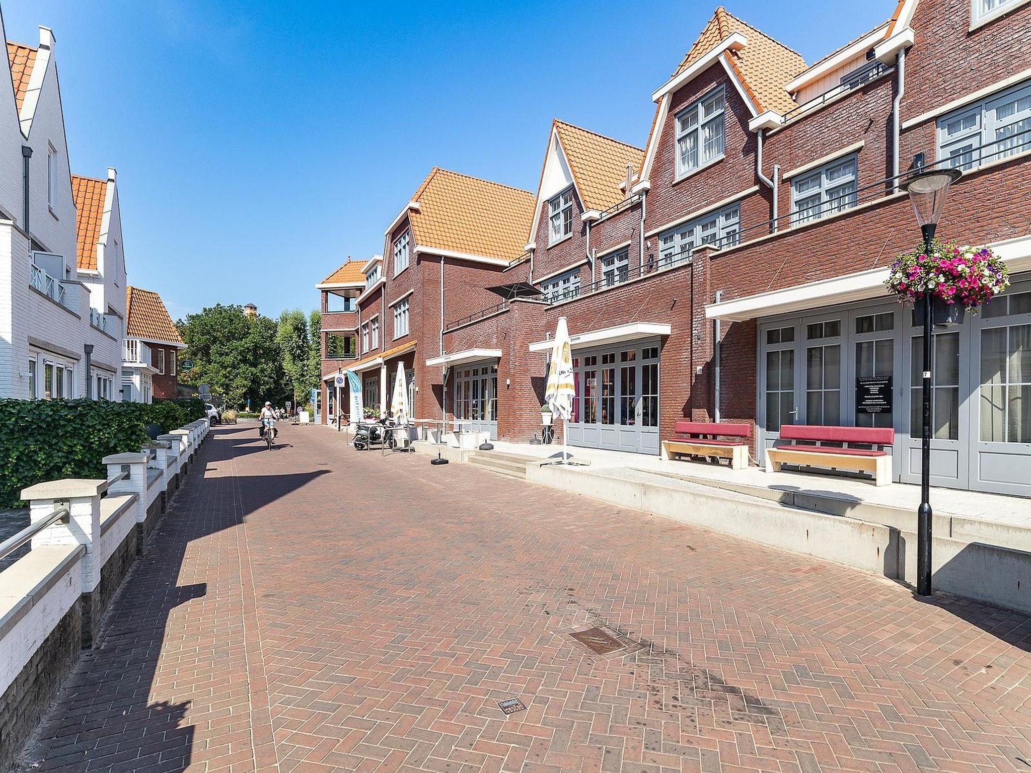 De buitenkant van appartement Kaapduinseweg 13 Dishoek 13D luxe 6p sauna in Koudekerke