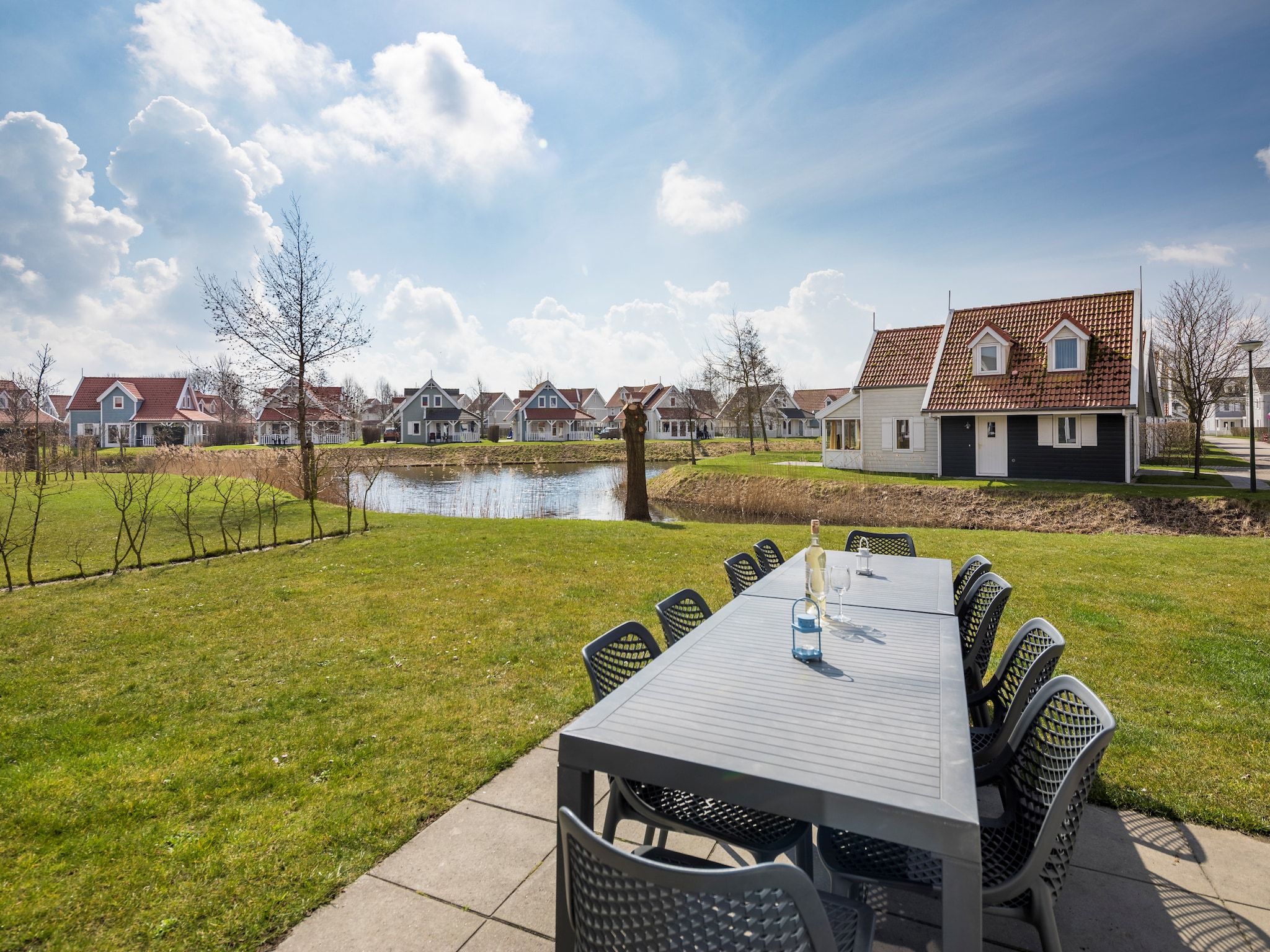 Het terras van Aquadelta 33 in Bruinisse