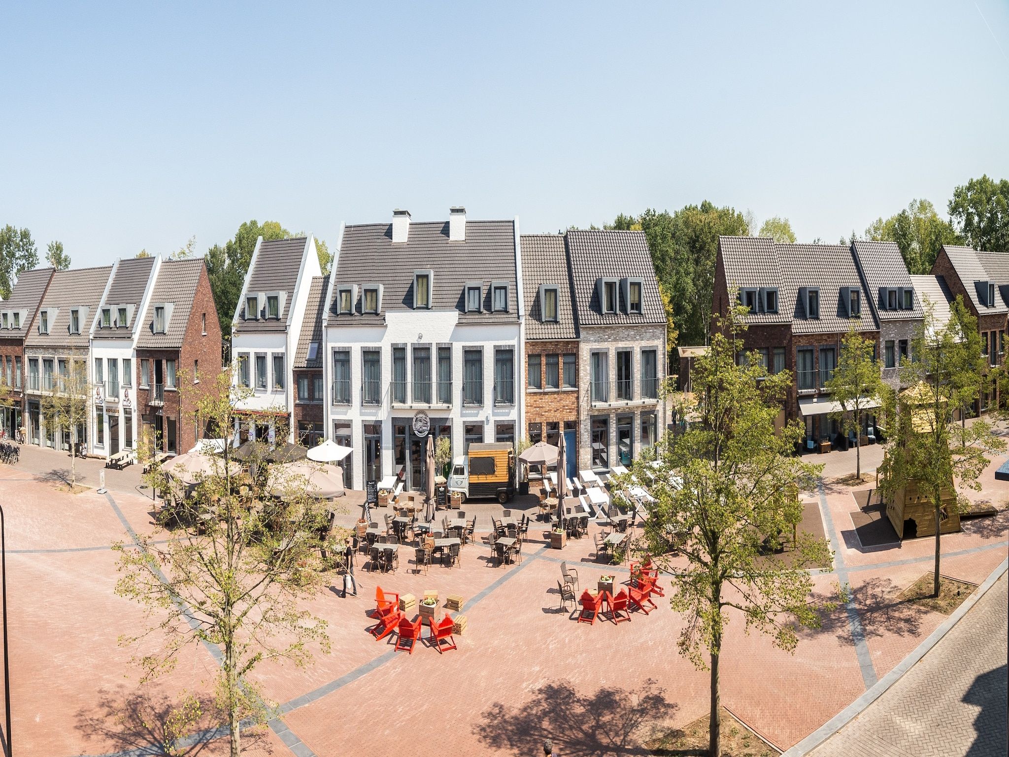 De buitenkant van Resort Maastricht 10 in Maastricht