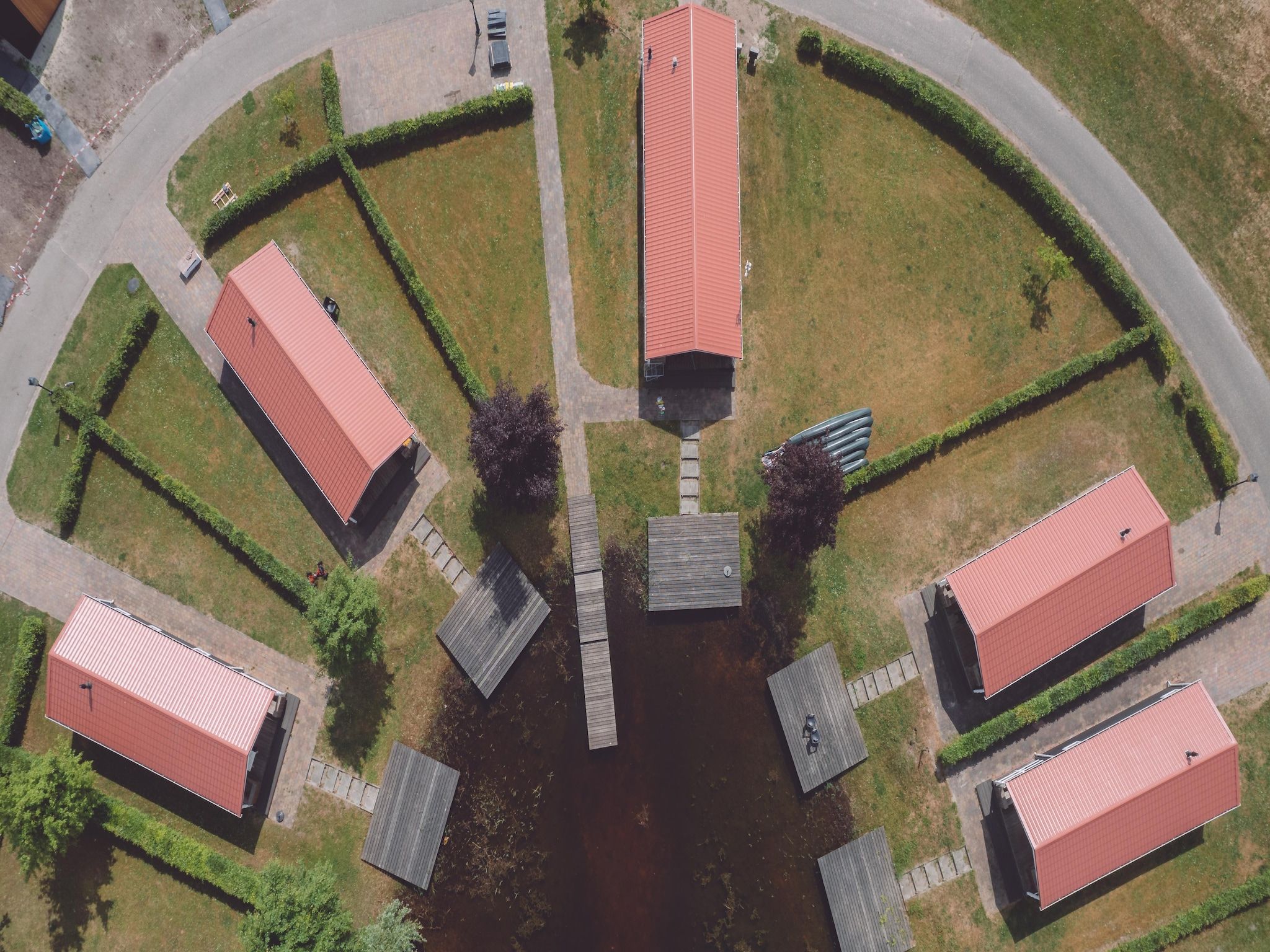 De buitenkant van Vakantiepark Eigen Wijze 8 in Bant