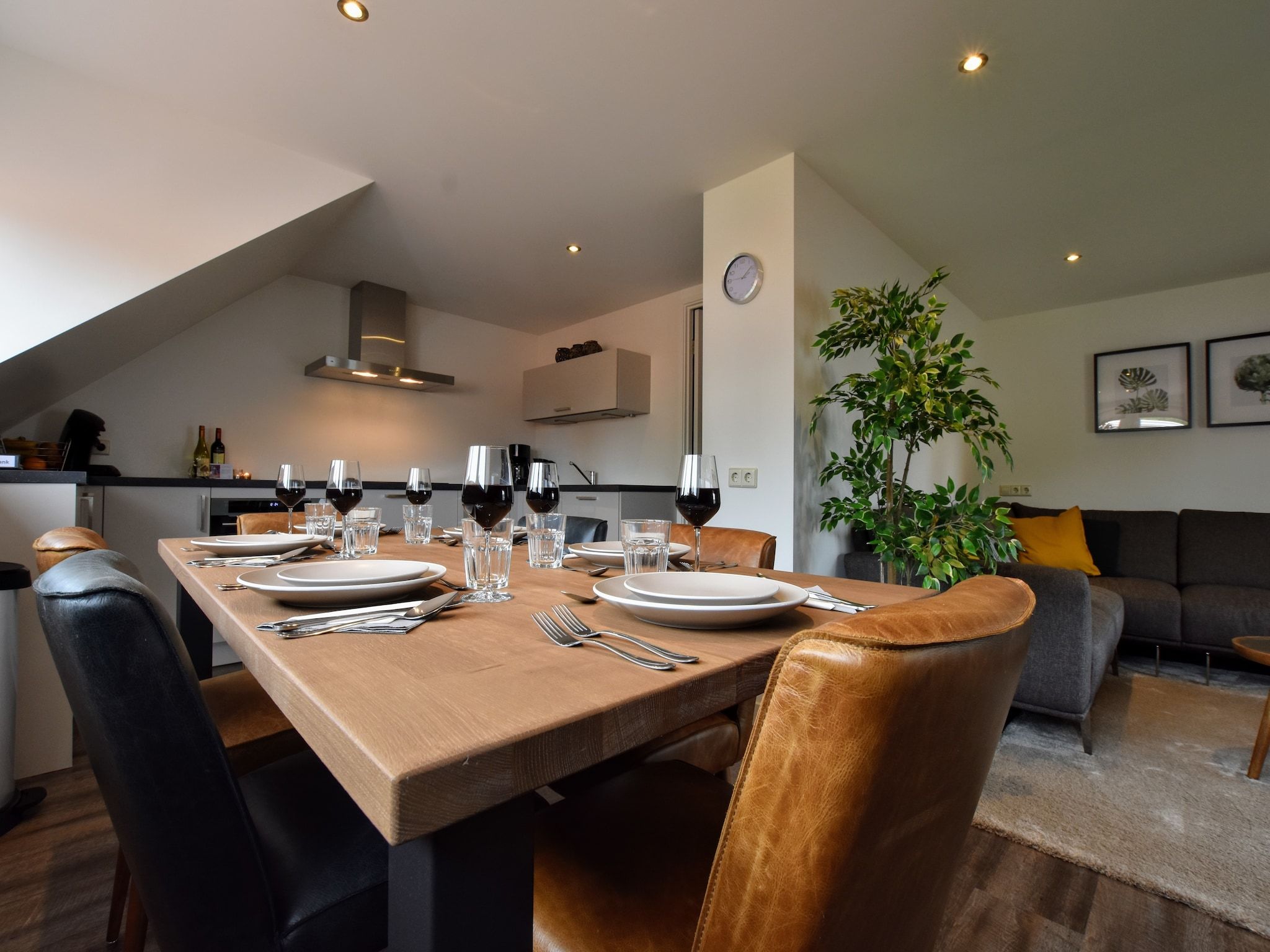 De eetkamer van Erve Tank in Eibergen
