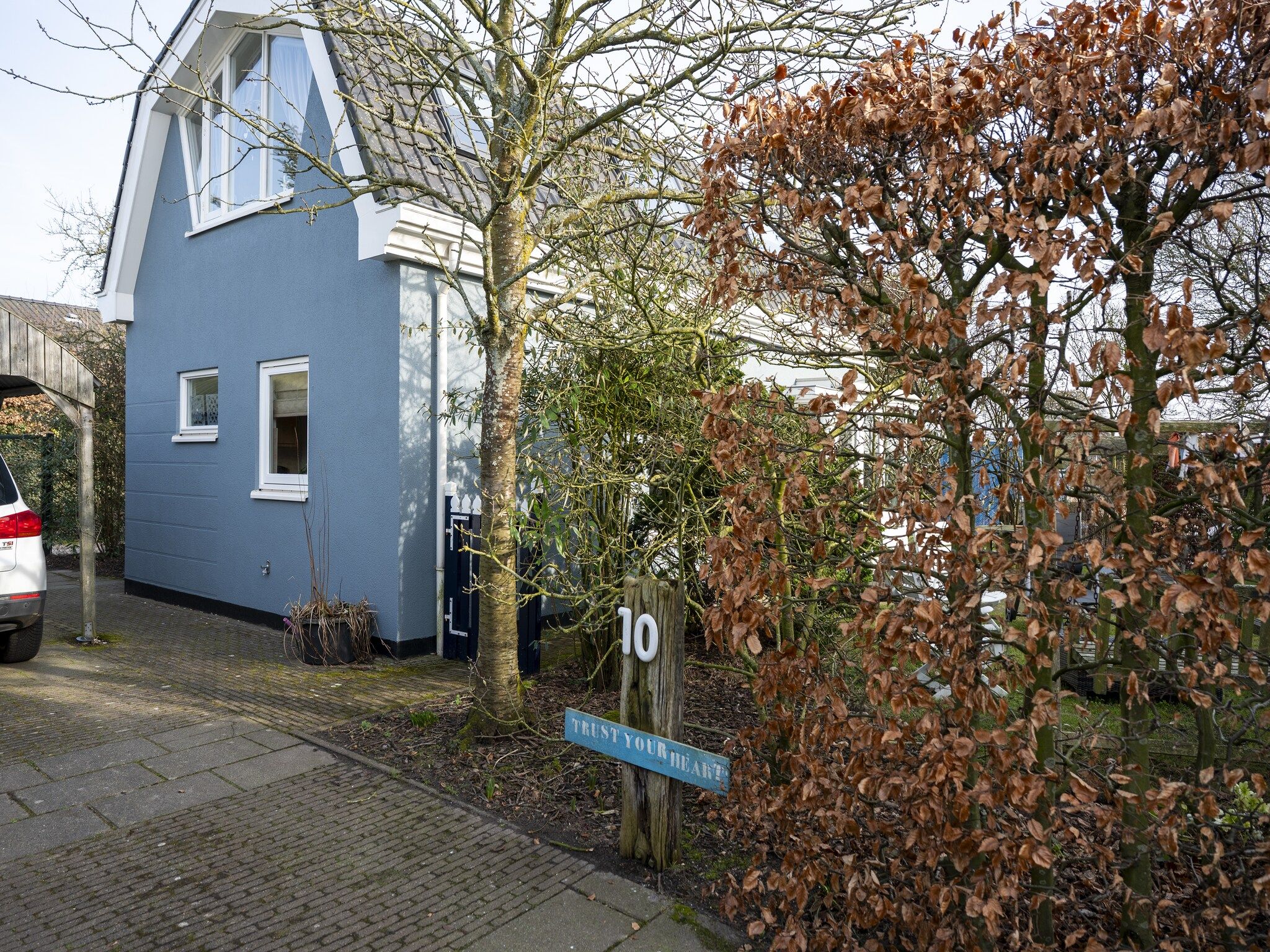 De buitenkant van De Zilvermeeuw in Noordwijk