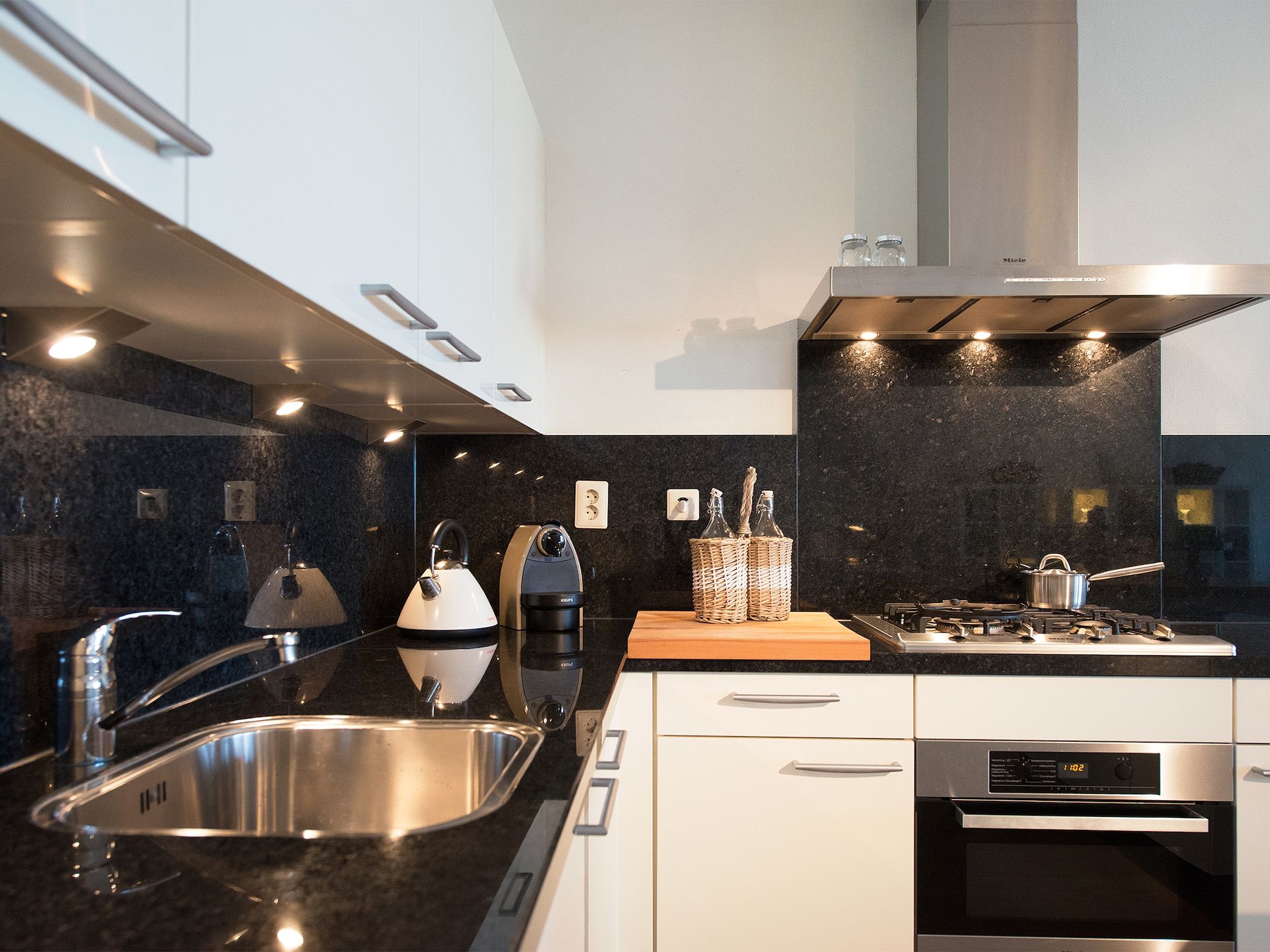 De keuken van Scheveningen Harbour 24a in Scheveningen
