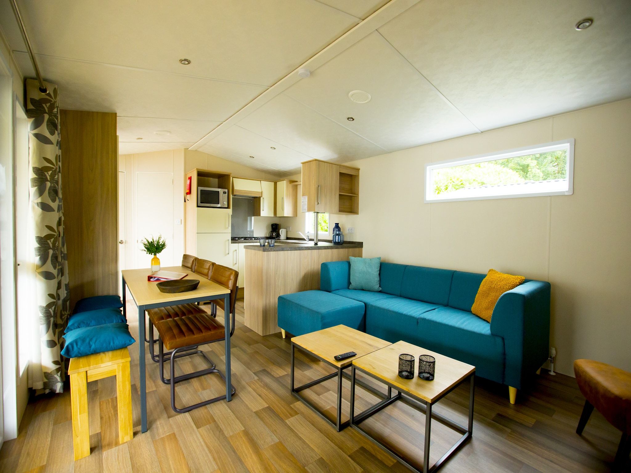De woonkamer van Recreatiepark Duinhoeve 13 in Udenhout