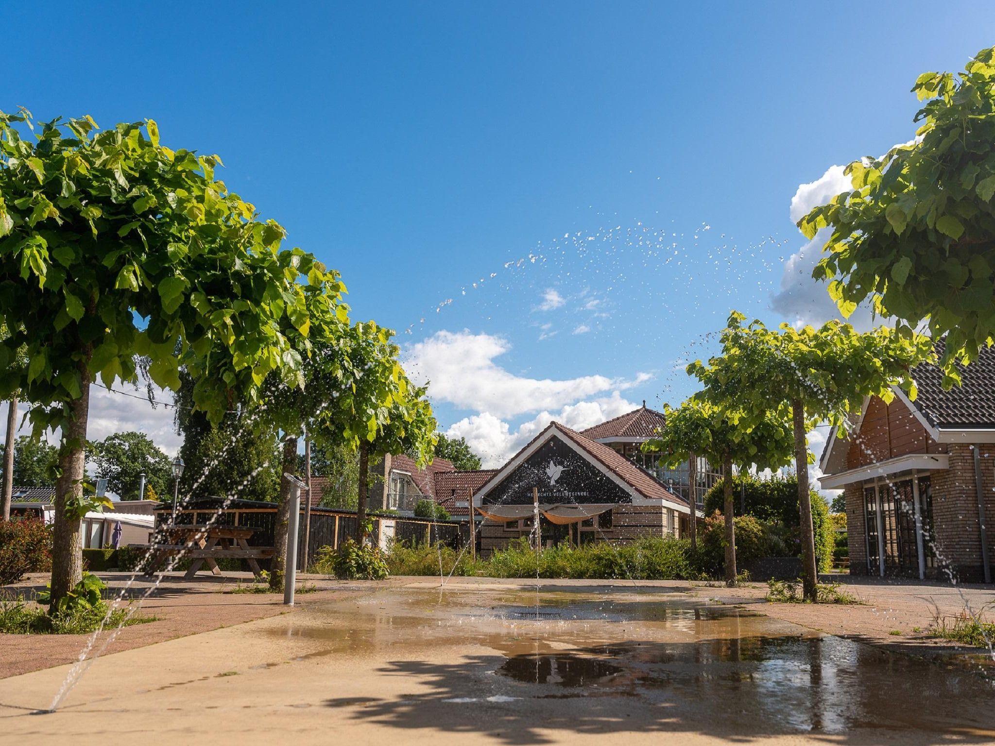 Parkfaciliteiten bij Landgoed De IJsvogel 7 in Voorthuizen