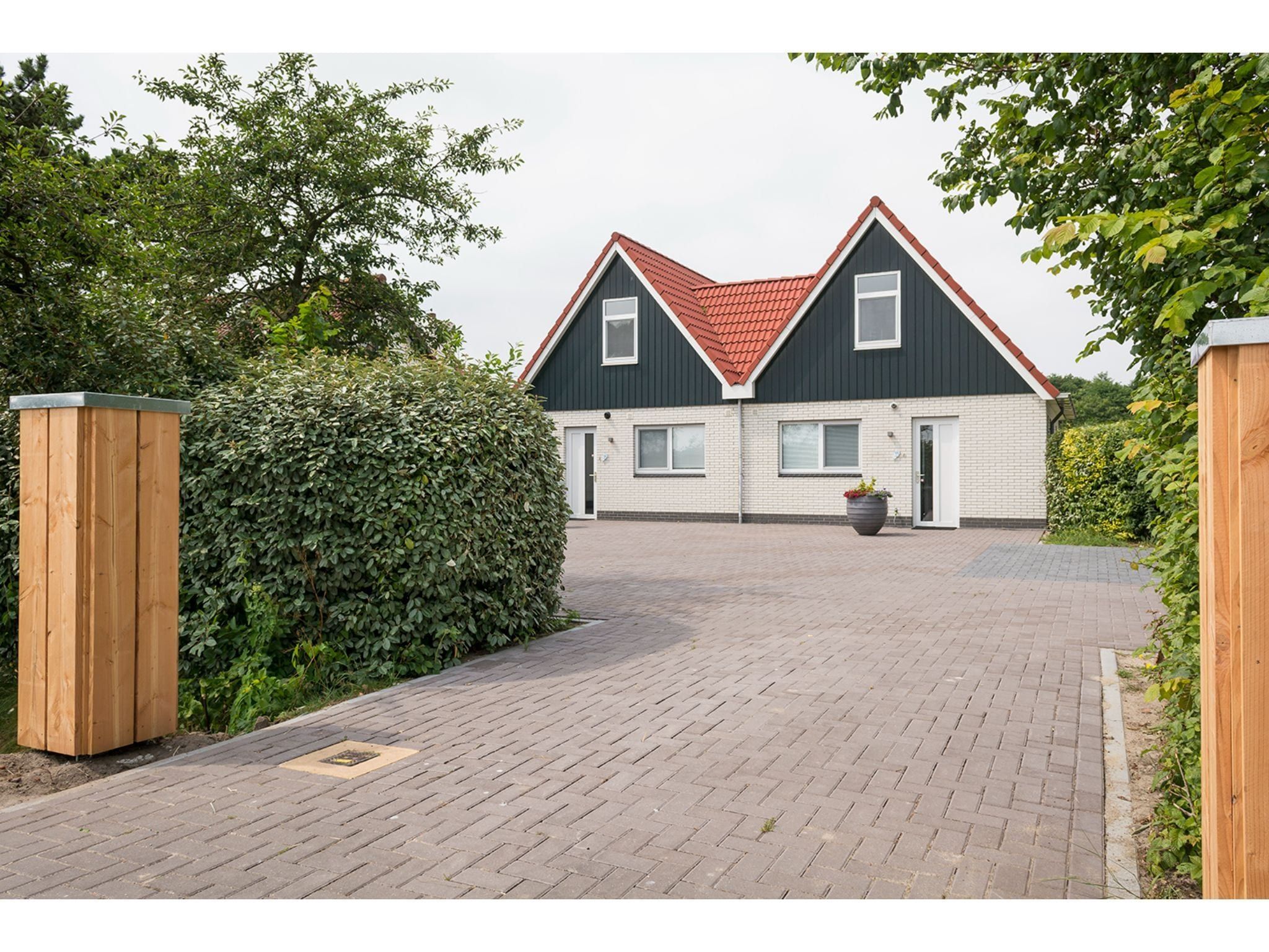De buitenkant van Bouwlust E9 in De Cocksdorp Texel