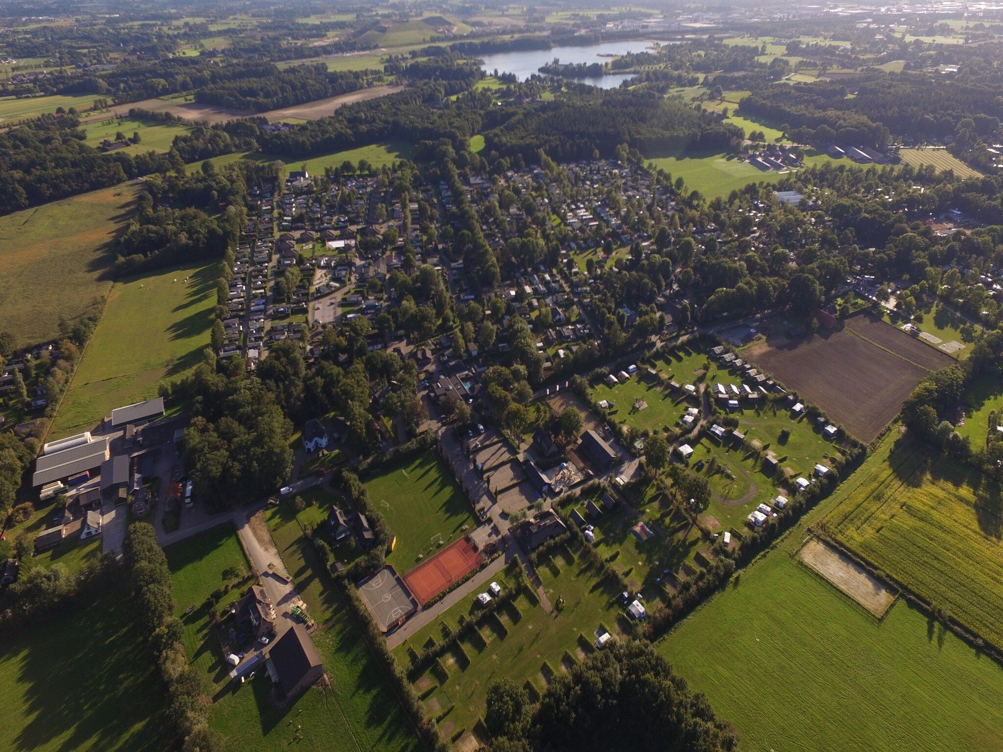 De buitenkant van Recreatiepark de Boshoek 21 in Voorthuizen