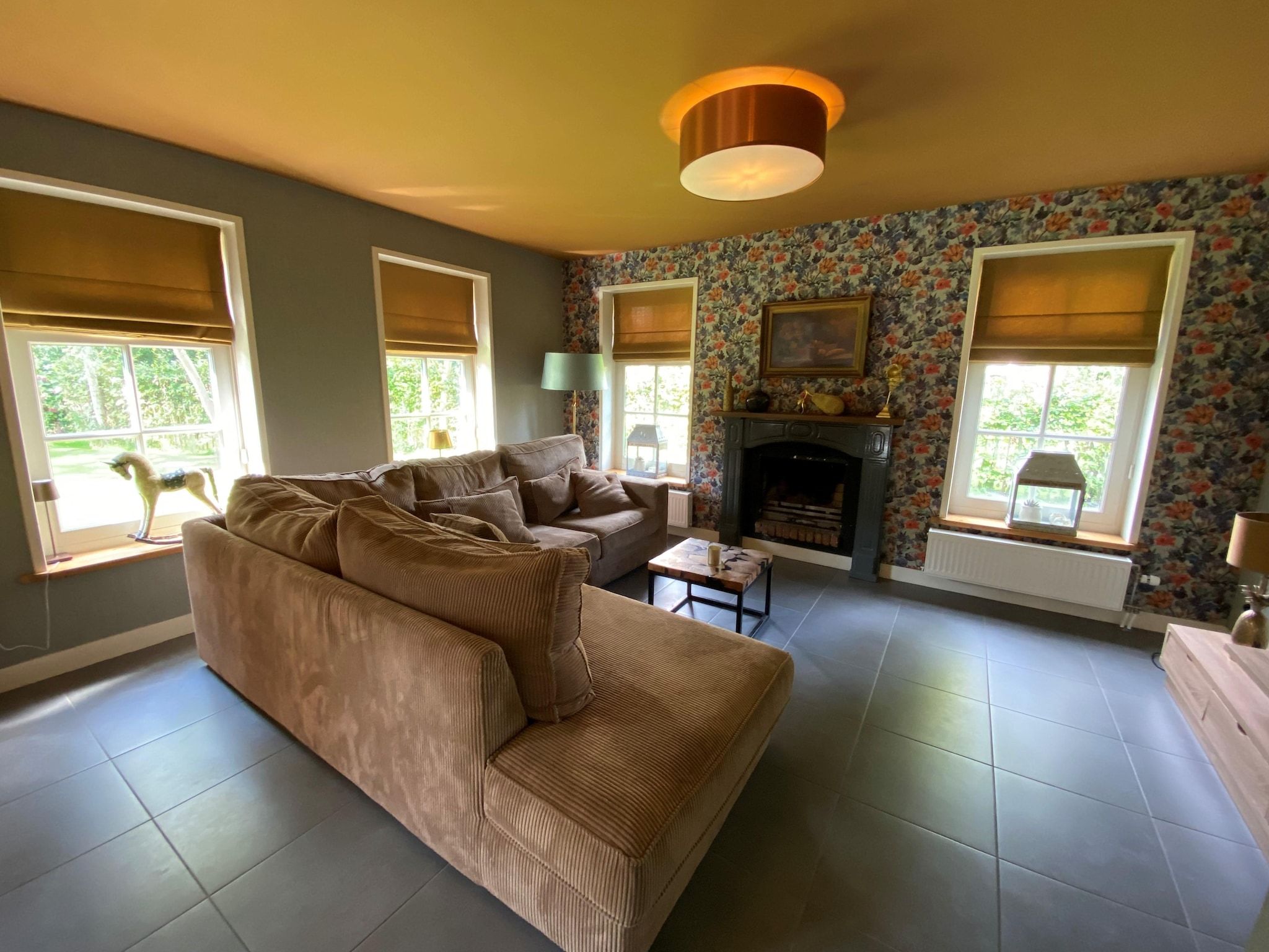 De woonkamer van Recreatiepark Wiringherlant - Villa 18 in Hippolytushoef