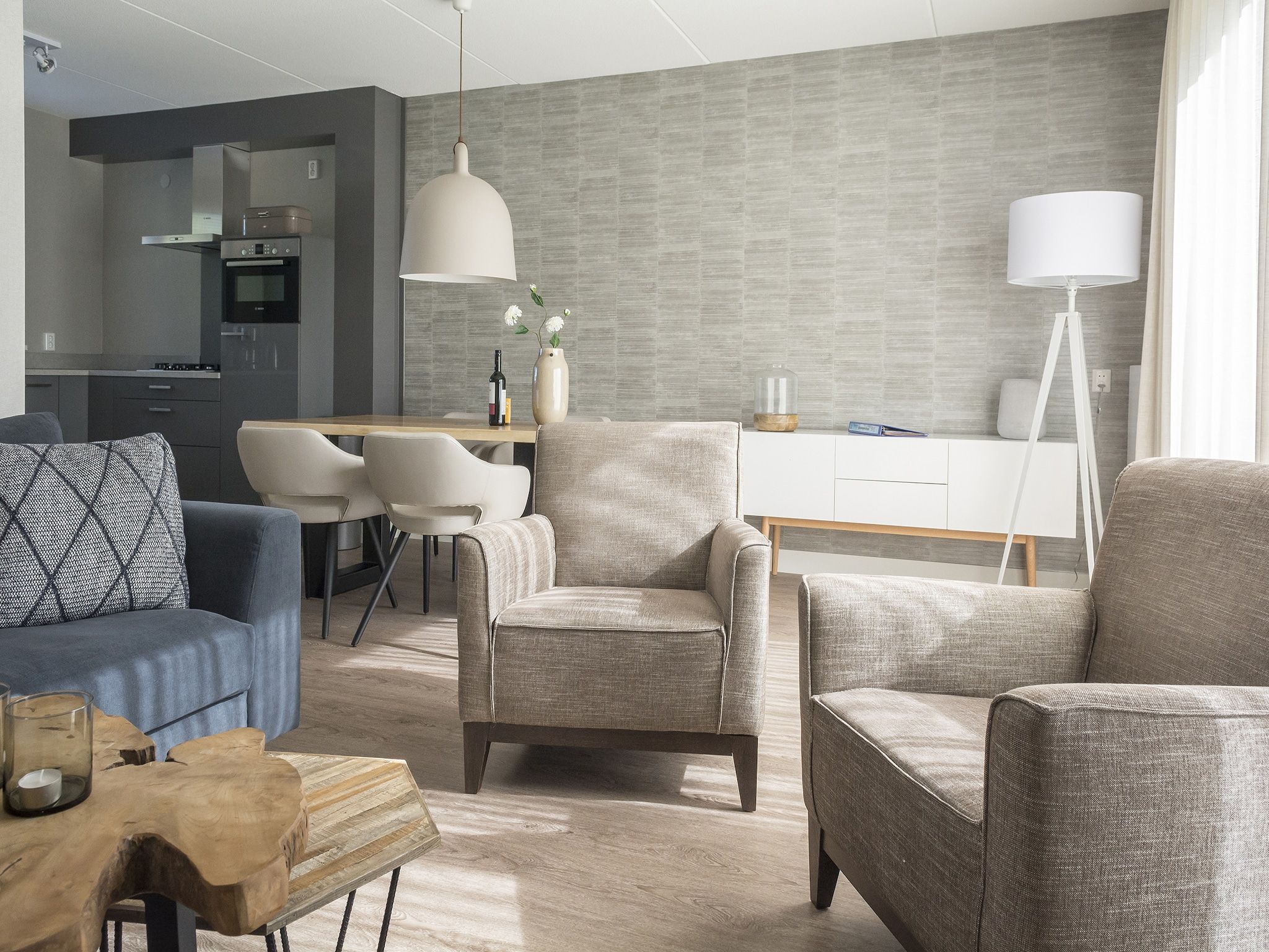 De woonkamer van Bouwlust E11 in De Cocksdorp Texel