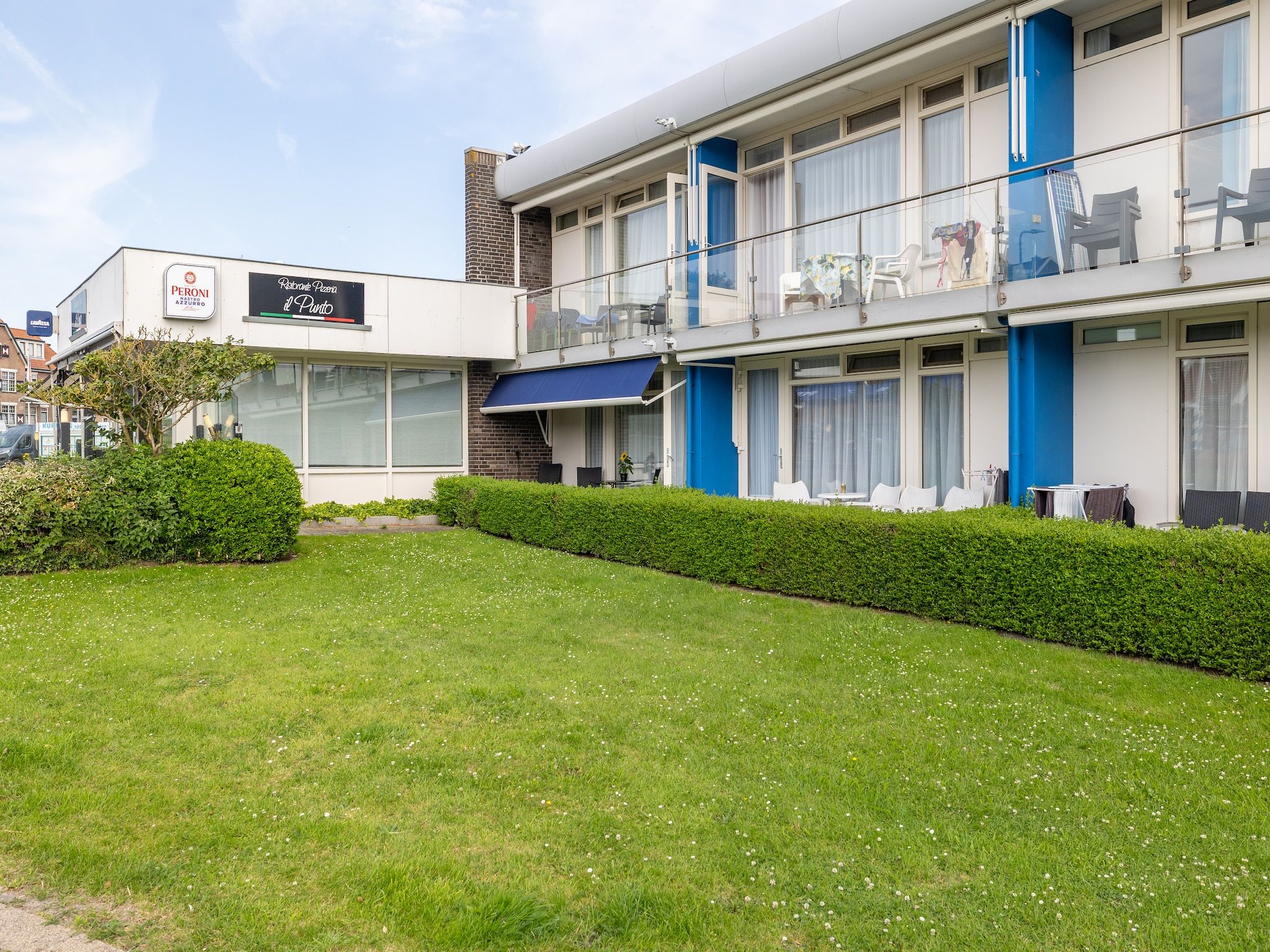 De buitenkant van Kurhaus- appartement 5 Zoutelande in Zoutelande