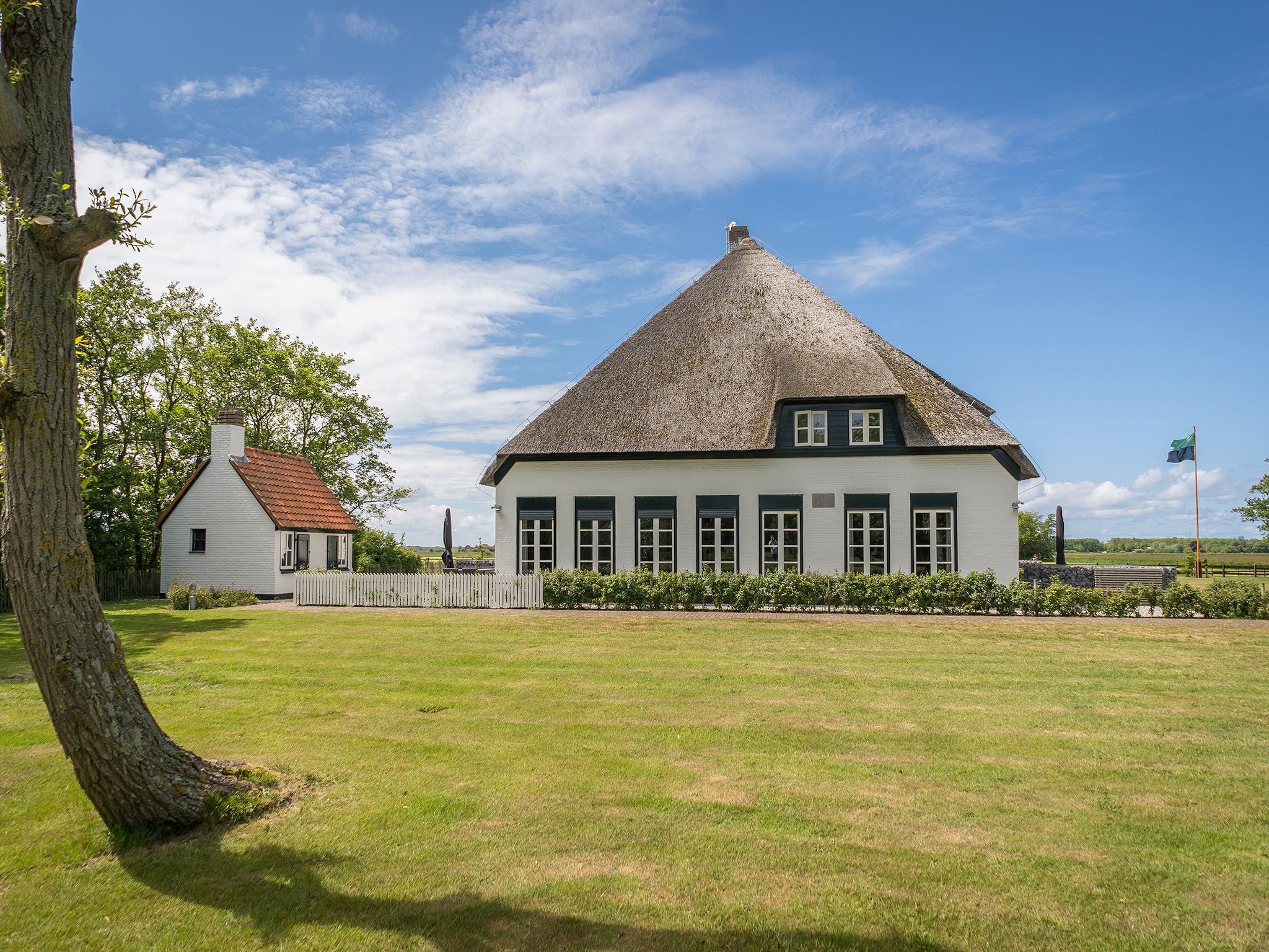 De buitenkant van Appartement Hoeve Holland R1 in De Cocksdorp - Texel