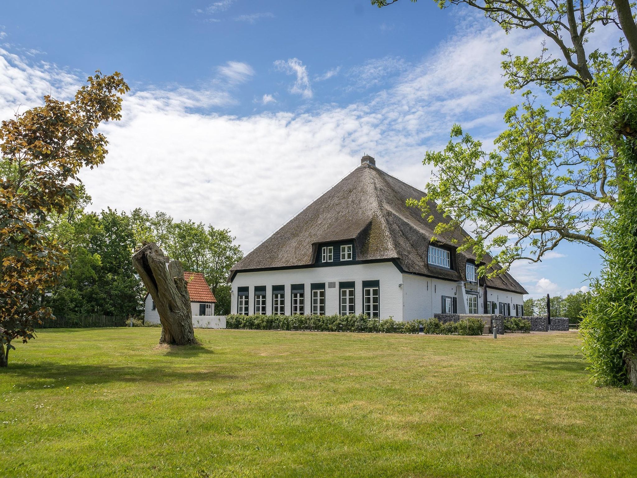 De buitenkant van App Hoeve Holland T4 in De Cocksdorp Texel