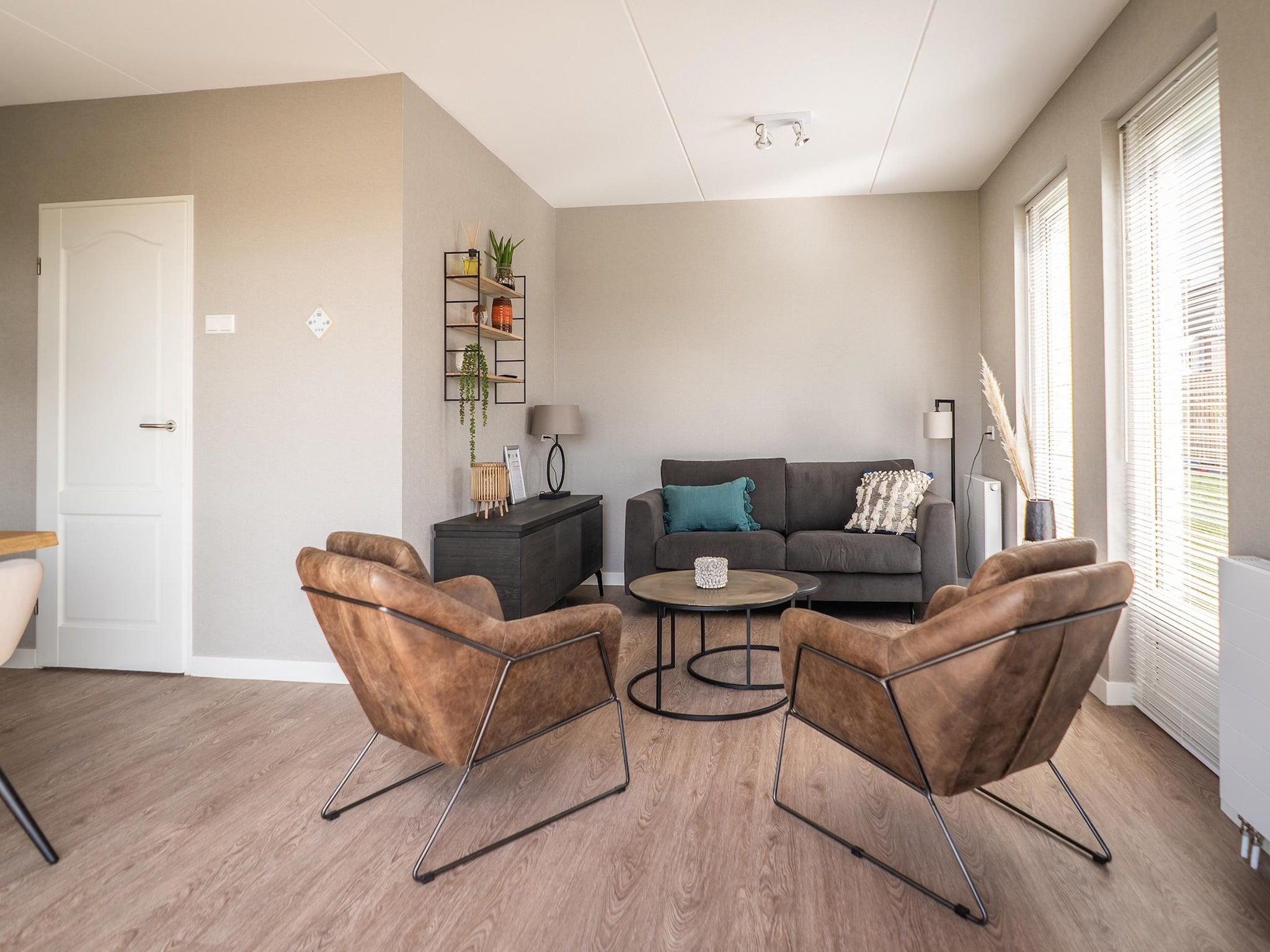 De woonkamer van Bungalow Roggesloot A-8a in De Cocksdorp Texel