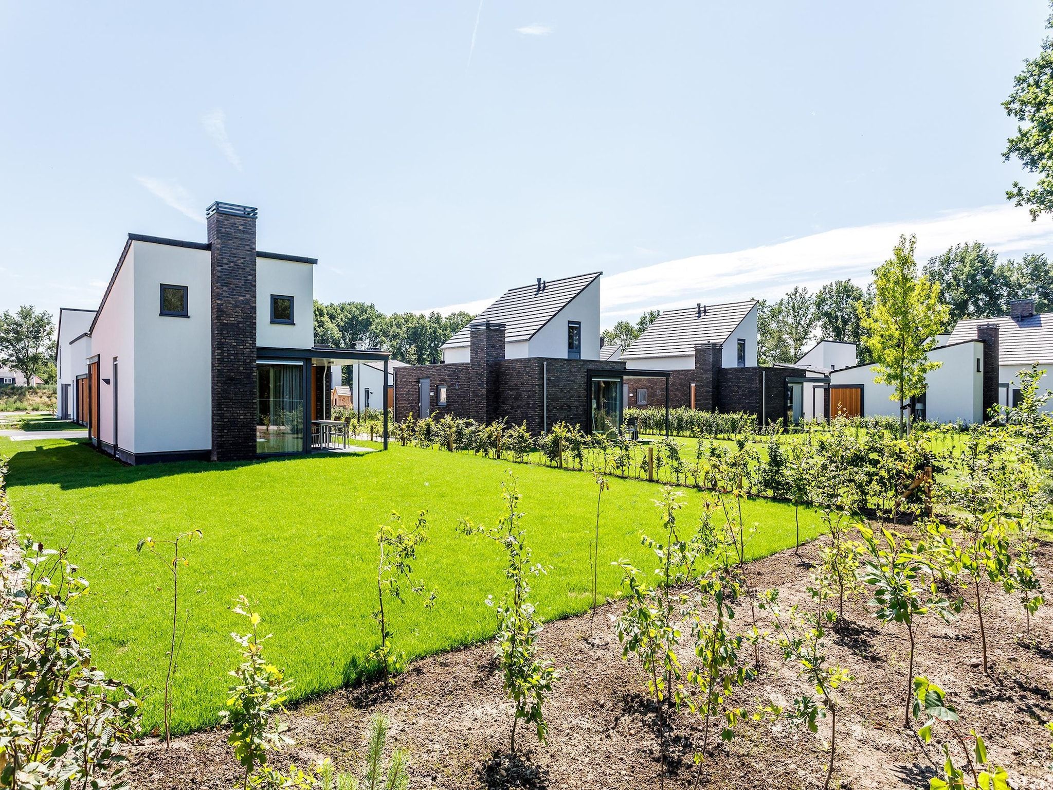 De tuin van Buitenhof De Leistert 19 in Roggel