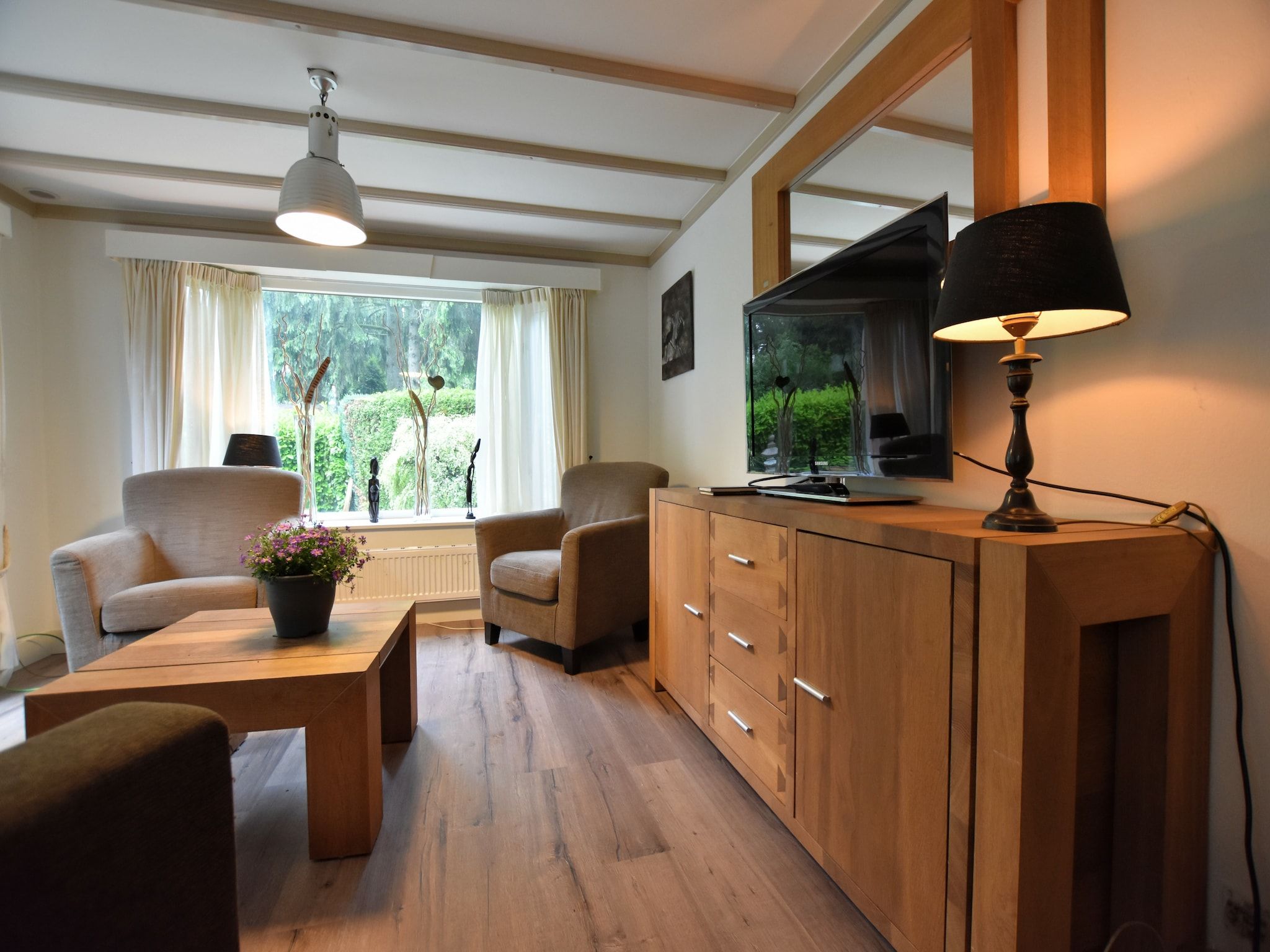 De woonkamer van Reewold in Putten