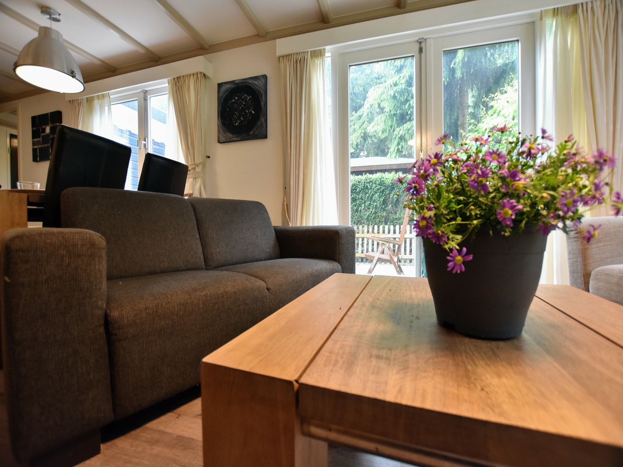 De woonkamer van Reewold in Putten