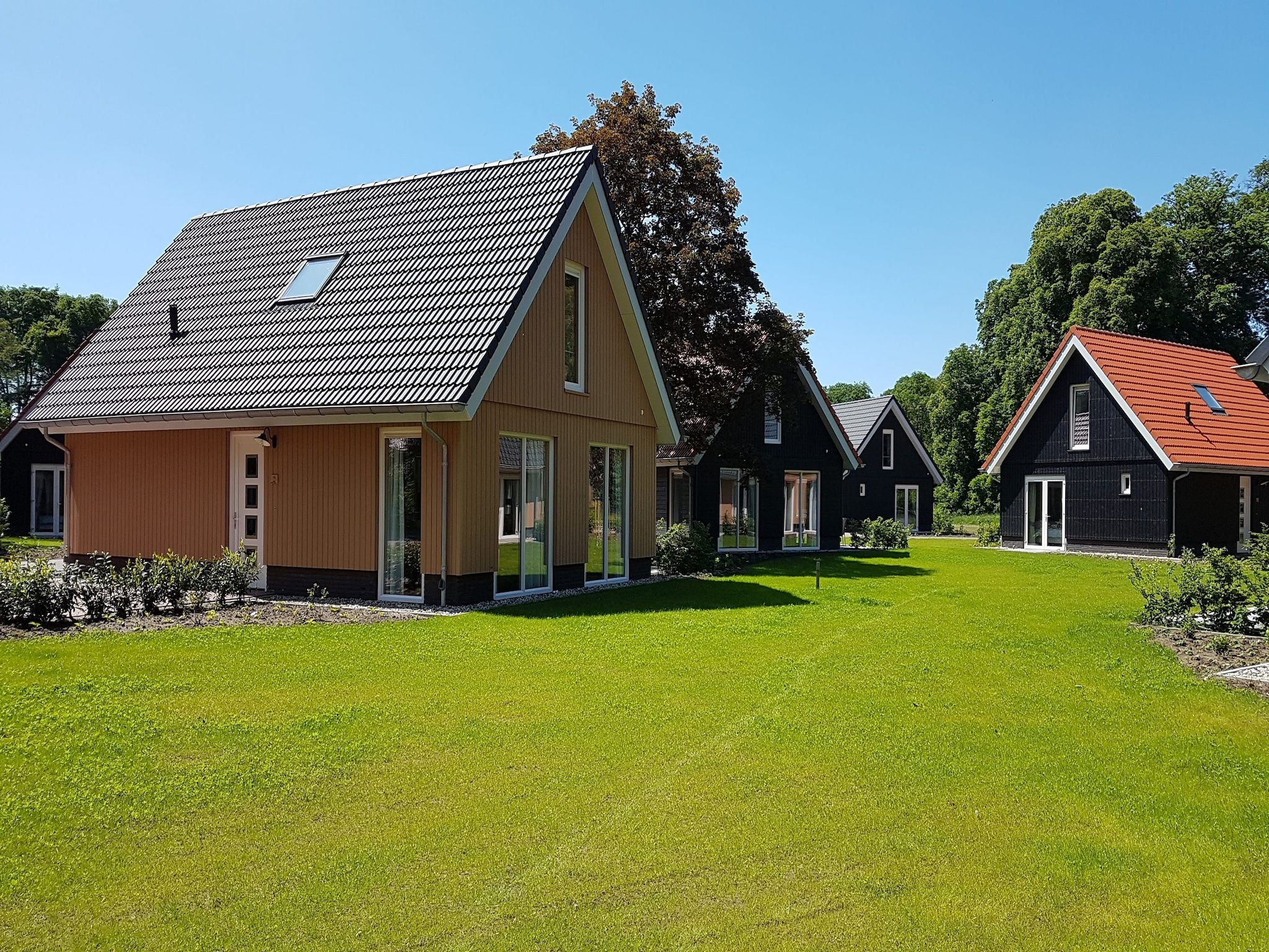 De buitenkant van Villapark Ehzerburg 1 in Almen