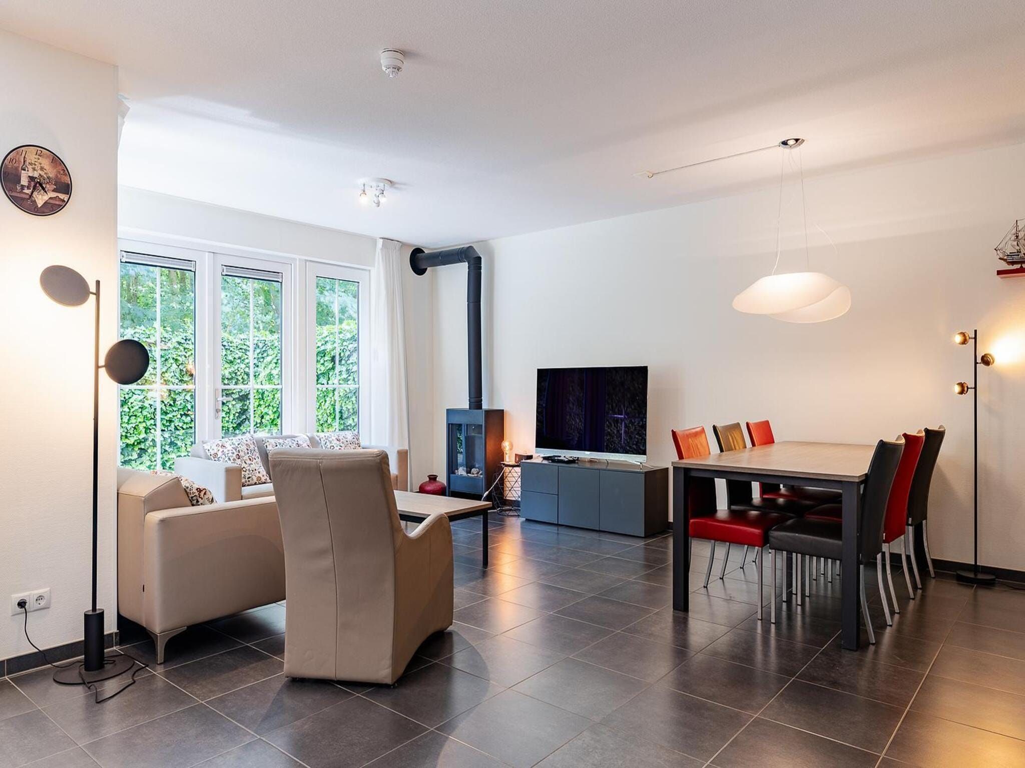 De woonkamer van Appartement Duinhof Dishoek 13H - 6 pers de luxe in Koudekerke