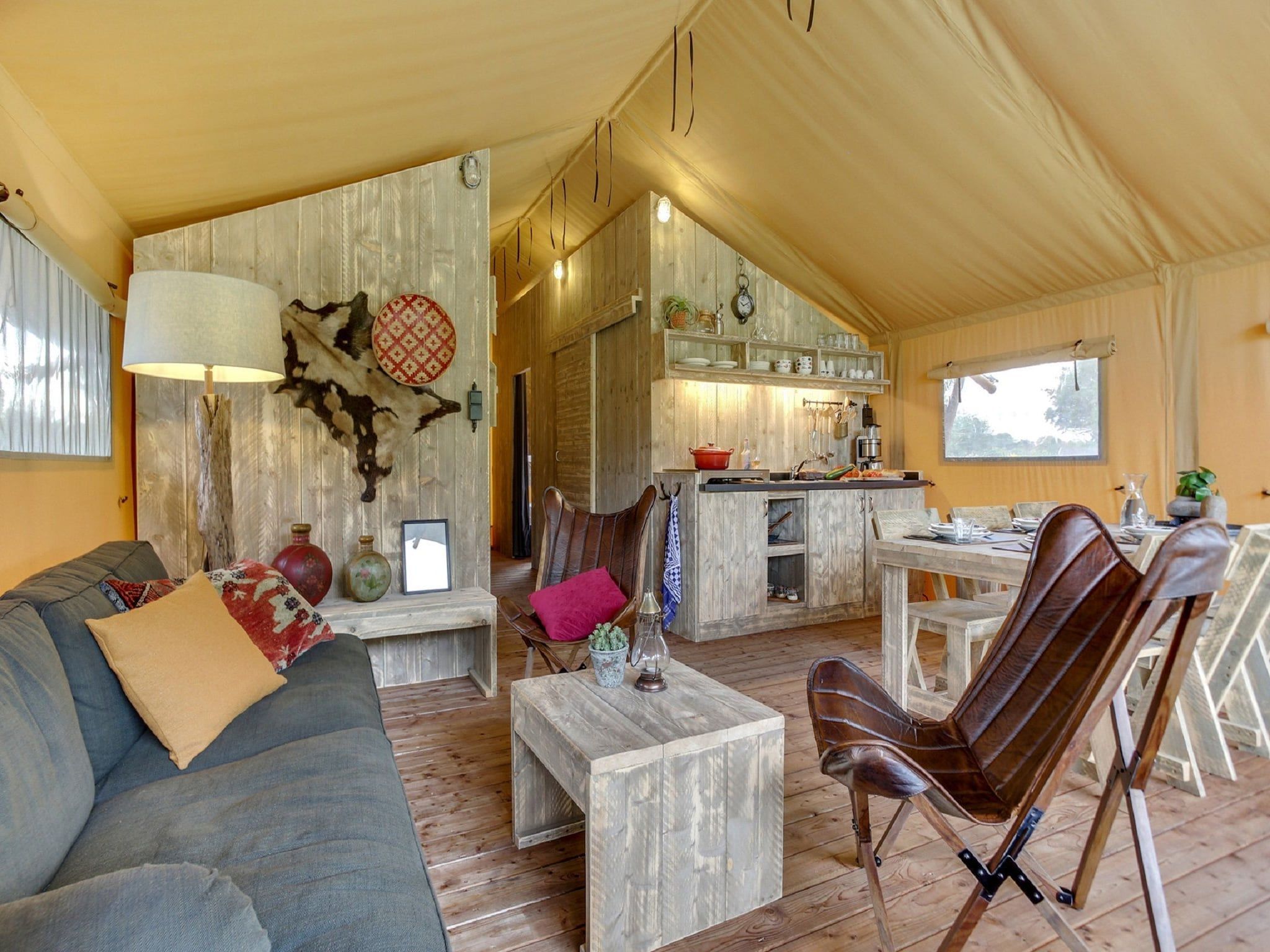 De woonkamer van Vakantiepark Sandberghe 11 in Uden