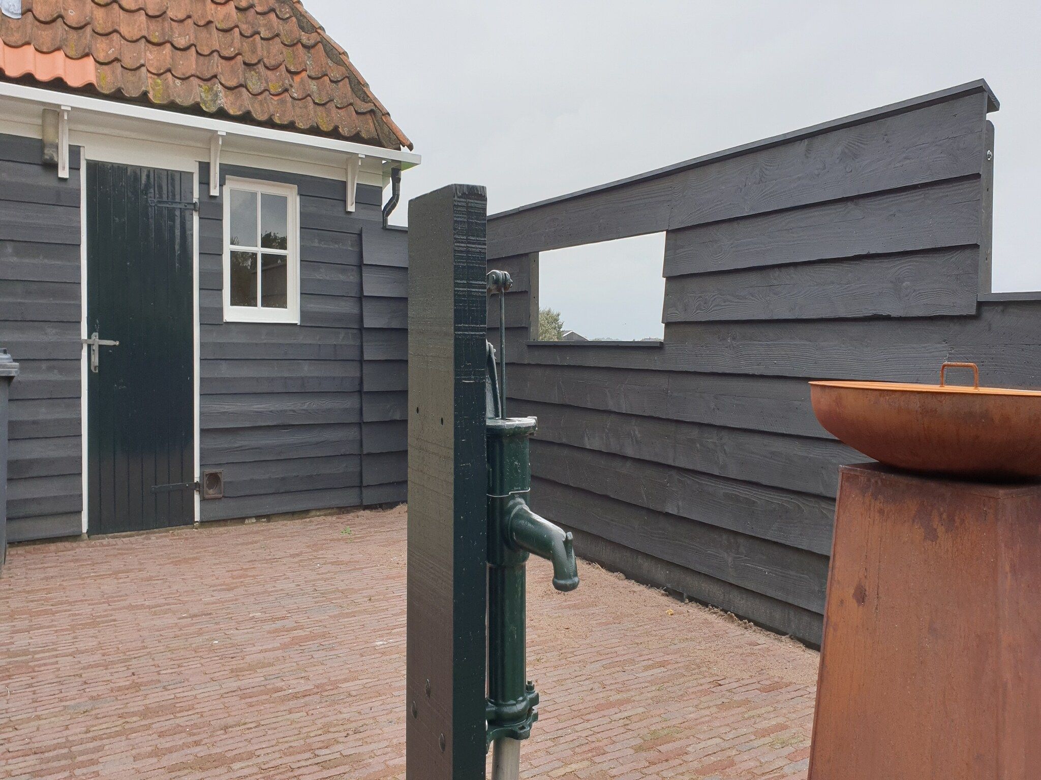 Het terras van Het Wambuis in Den Hoorn- Texel