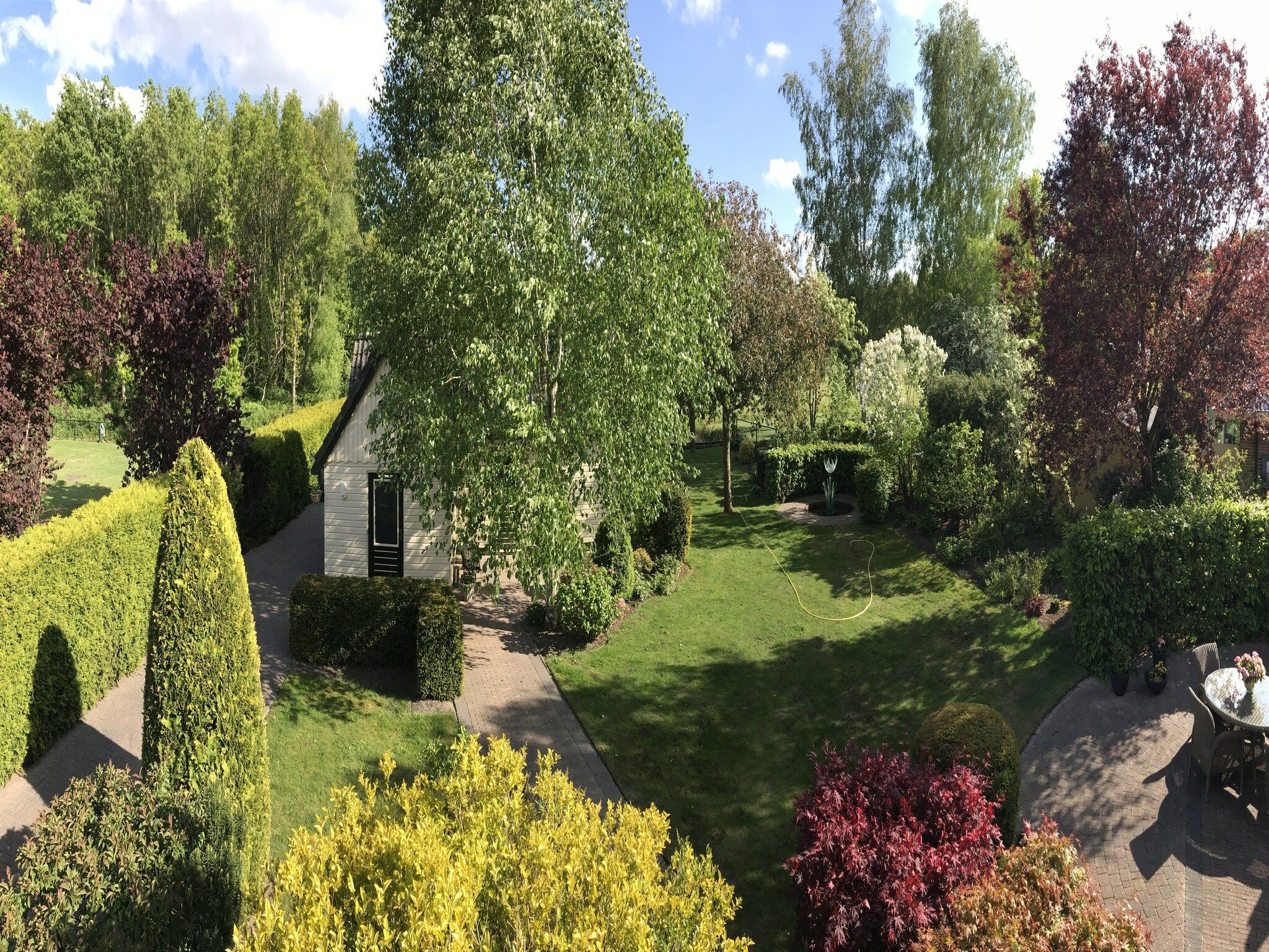 De tuin van Vakantie appartement De Stelling in Noordwolde