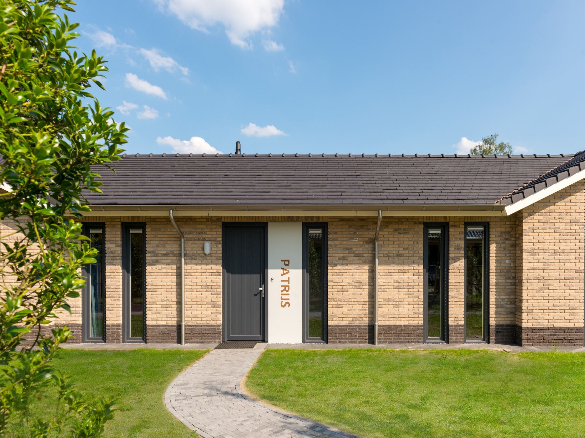 De buitenkant van Landgoed De IJsvogel 8 in Voorthuizen