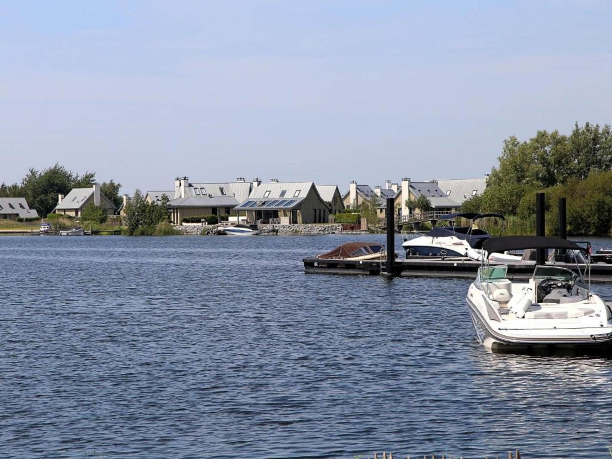 Resort Waterrijk Oesterdam 8 in Tholen - Foto 38 van 40