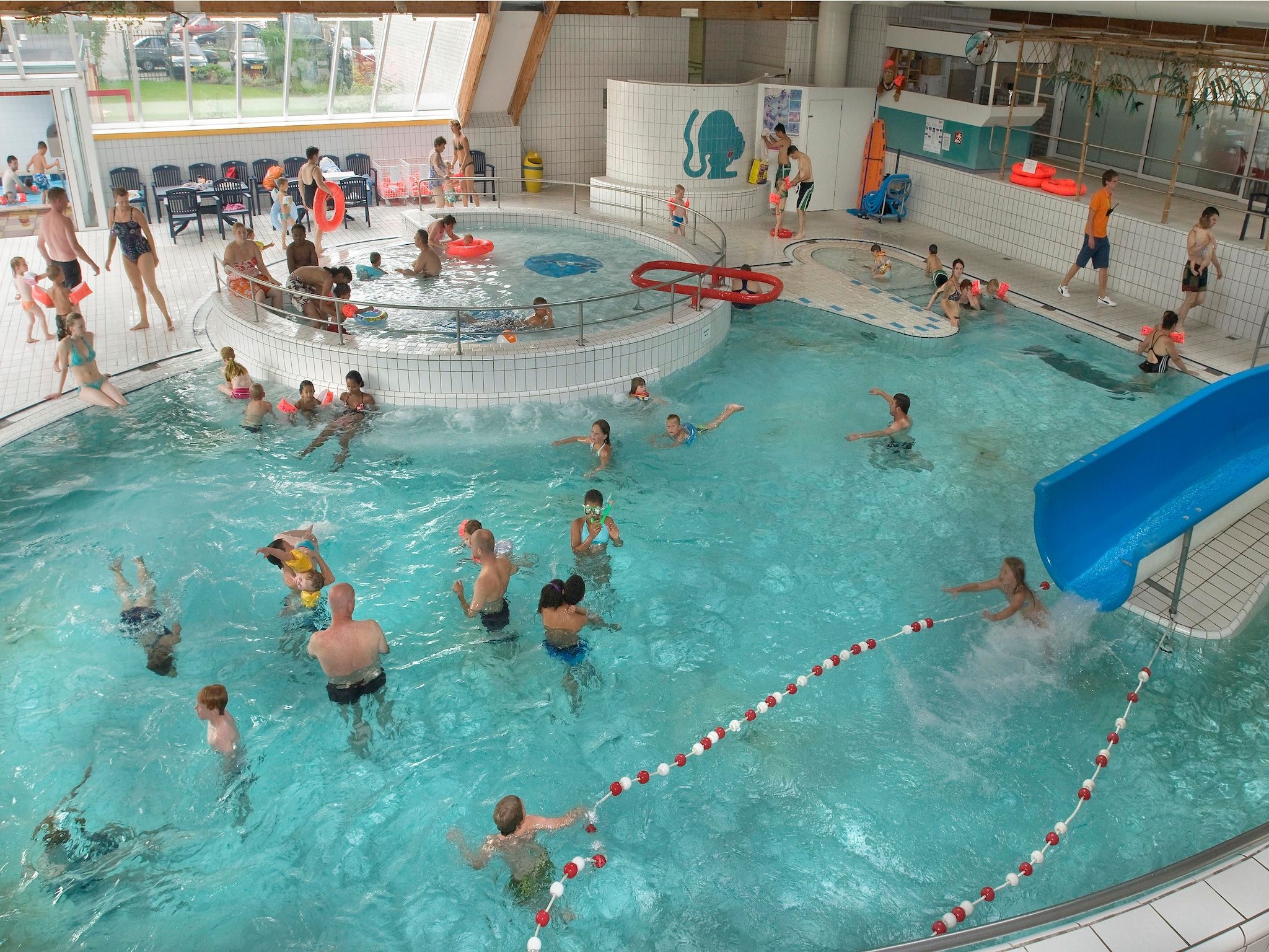 Parkfaciliteiten bij Vakantiepark de Katjeskelder 13 in Oosterhout