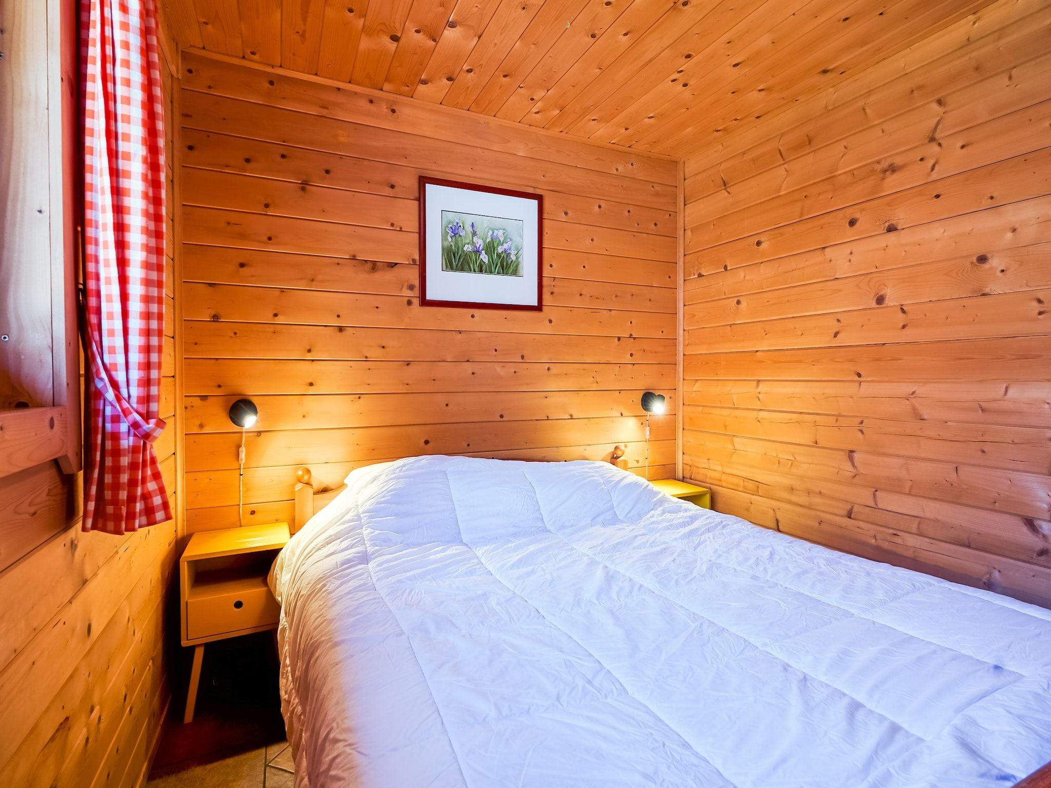 Een slaapkamer van Finse Bungalow in Holten in Holten