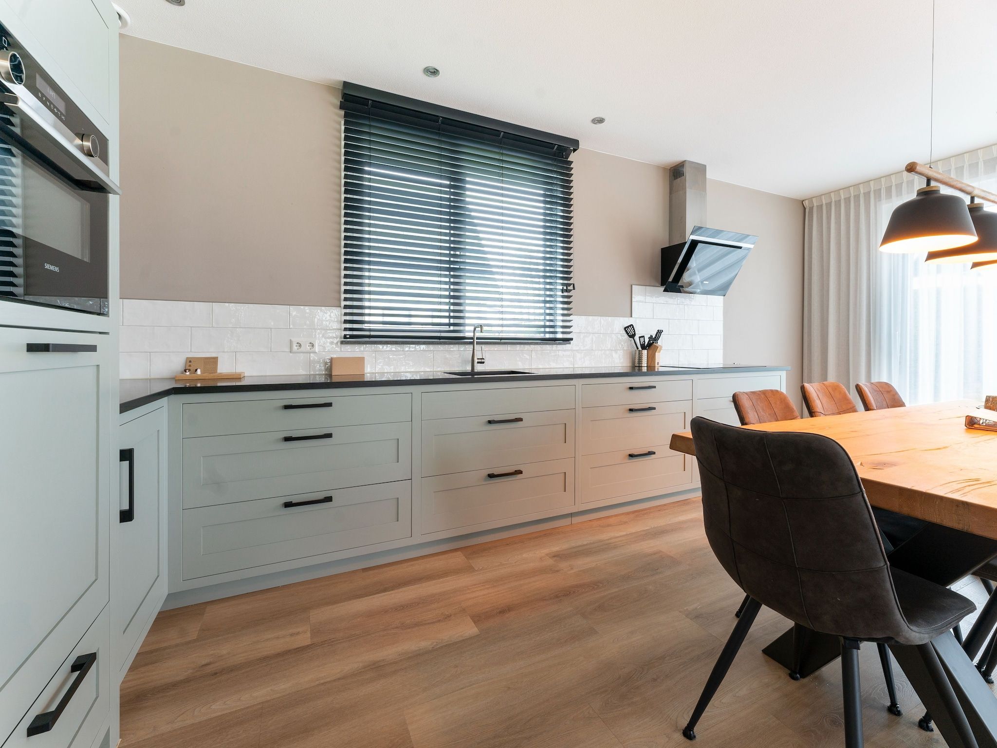 De keuken van So What 17 in De Koog Texel