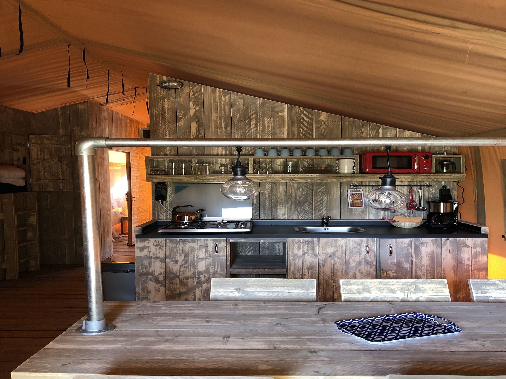 De keuken van Strandpark Vlugtenburg 14 in 's-Gravenzande