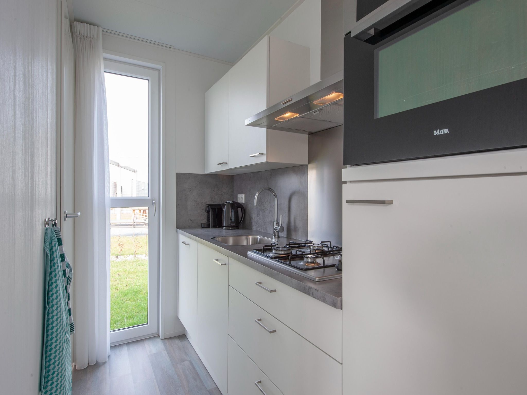 De keuken van Beach Resort Nieuwvliet-Bad 12 in Nieuwvliet-Bad