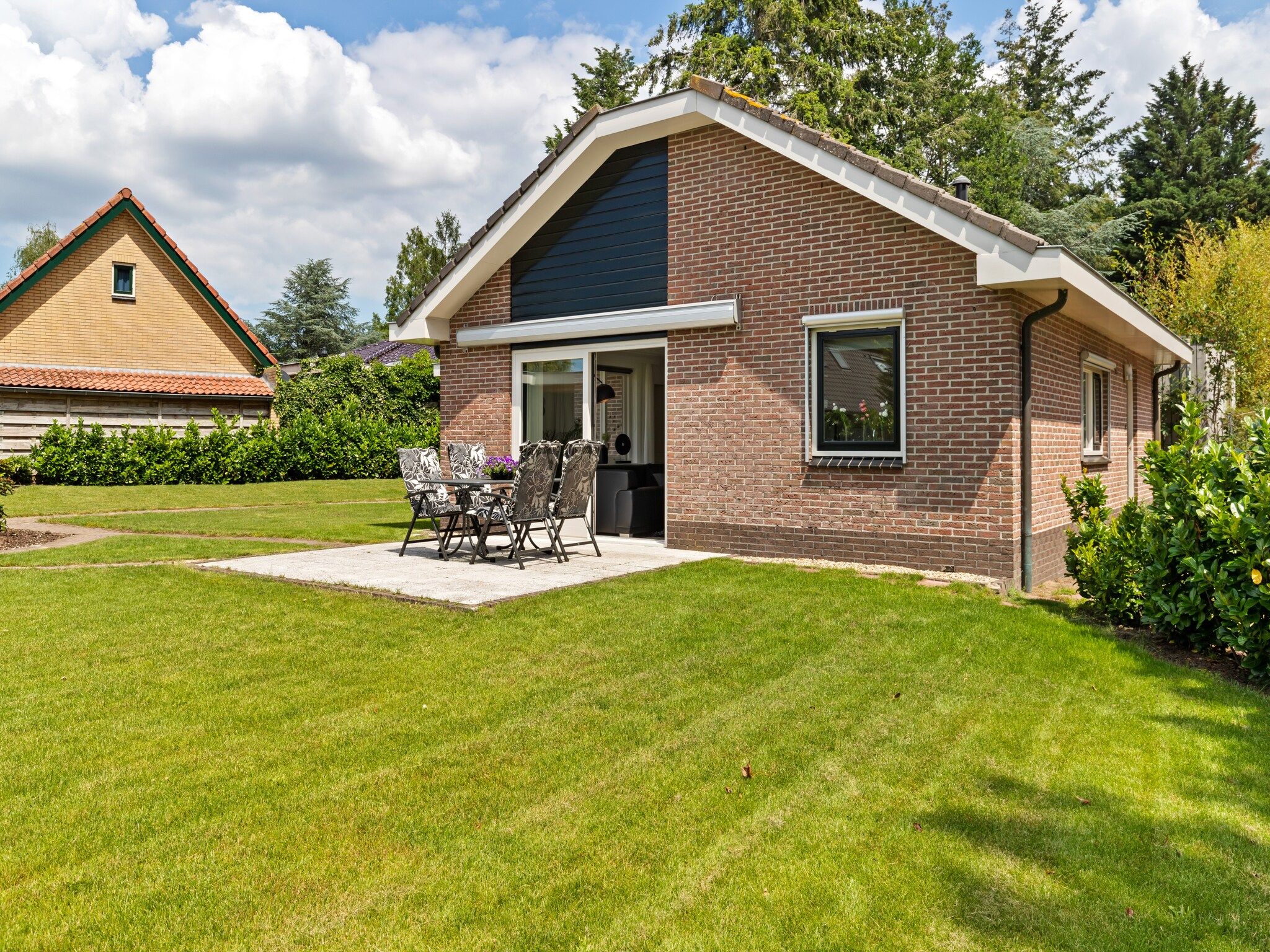 De buitenkant van Huisje Putten in Putten