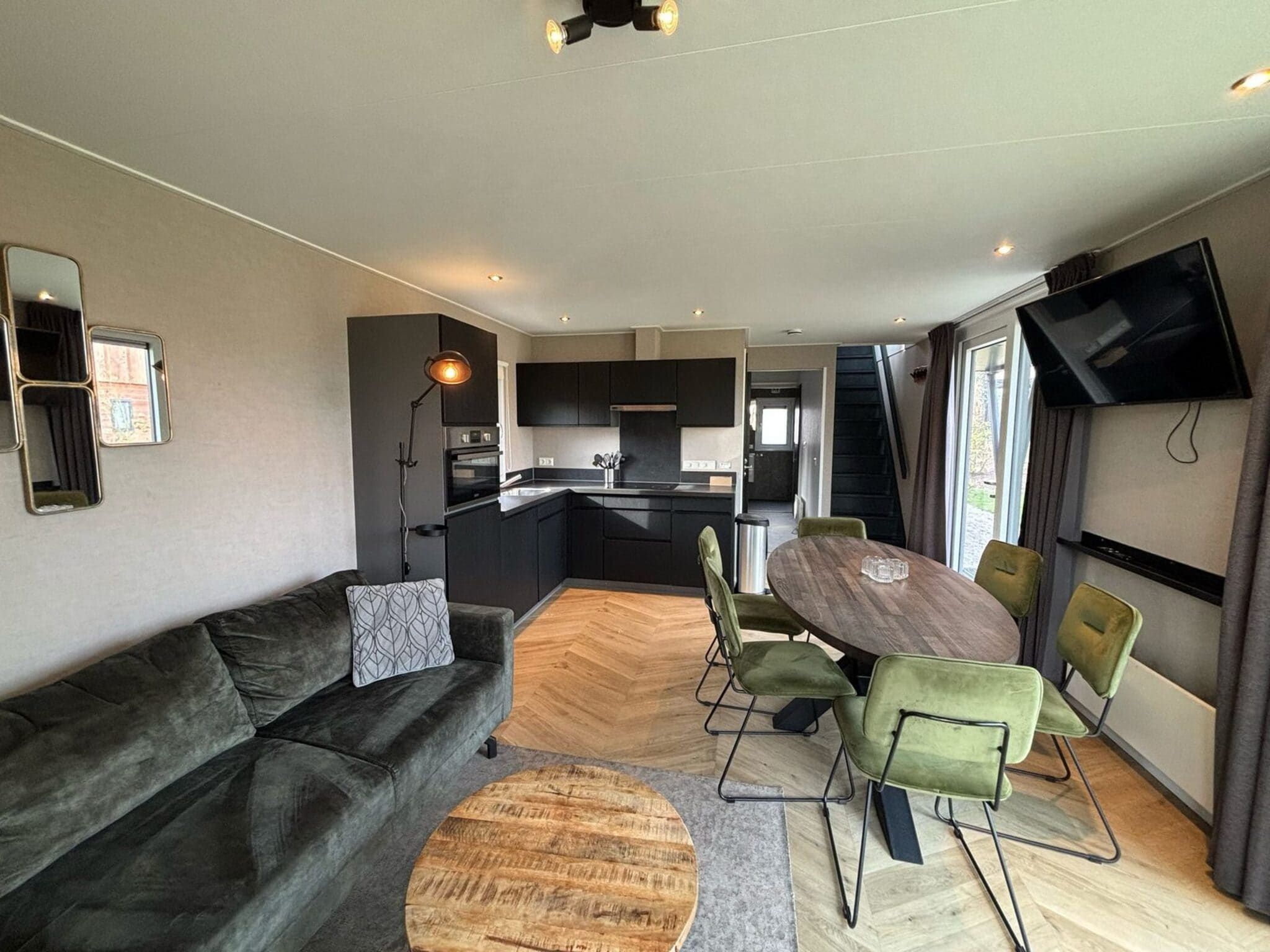 De eetkamer van Pavilion l'etage 6 in Kaatsheuvel