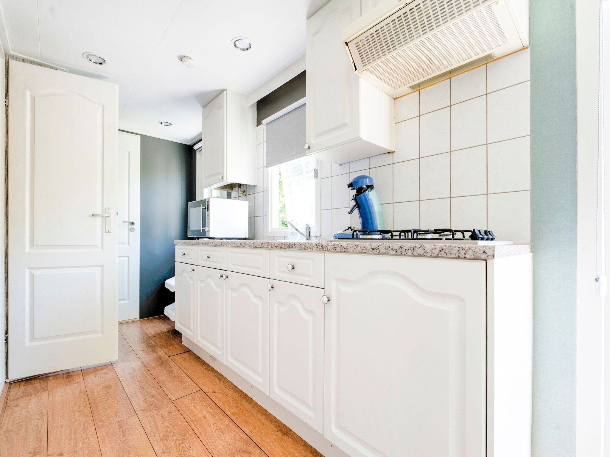 De keuken van Huisje 84 in Stegeren
