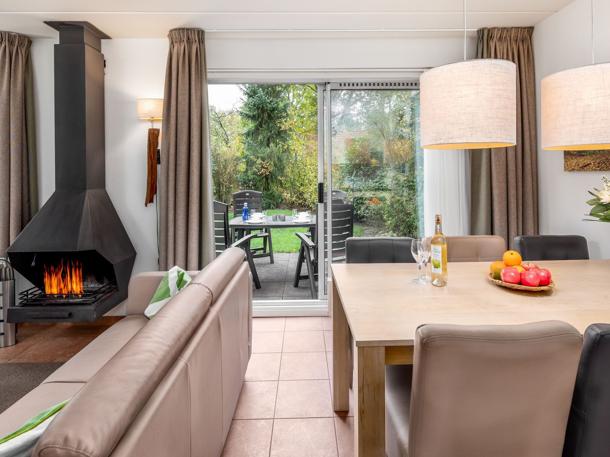 De woonkamer van Het Drentse Wold 5 in Hoogersmilde